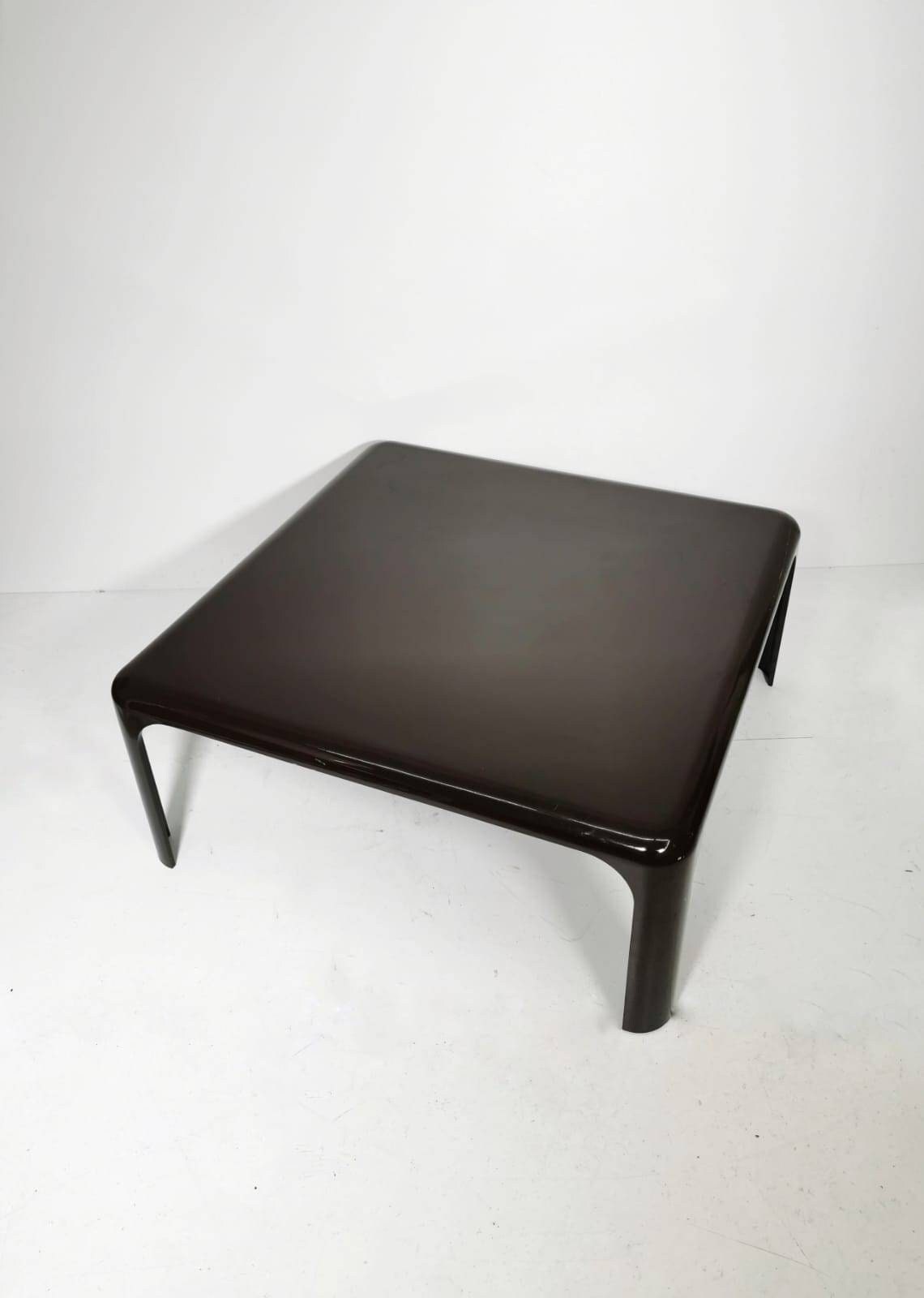 Space age design Elena table by vico magistretti for merta italy 1966