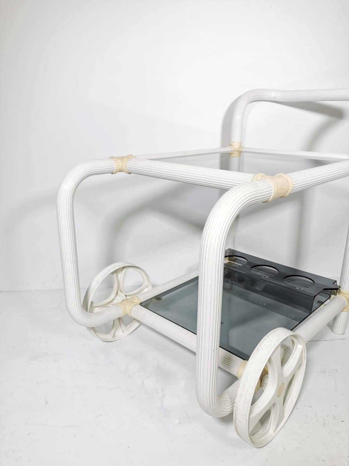 Space age design white serving cart - Trolly Bar 1980s