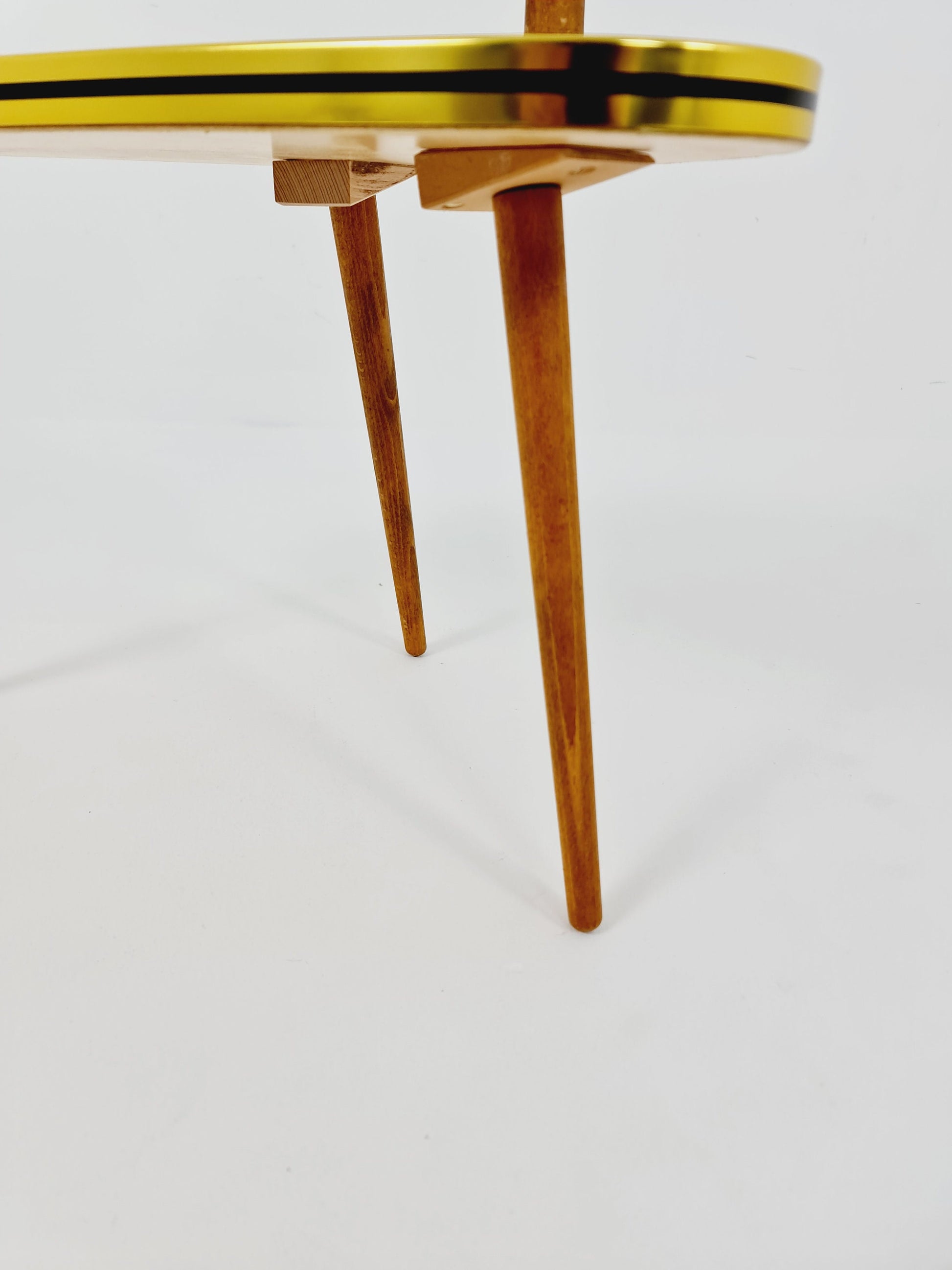 1950s German Plant Stand, Colorful Vintage Mid-Century Minimalist Indoor Plant Stand Side Table Retro flower table