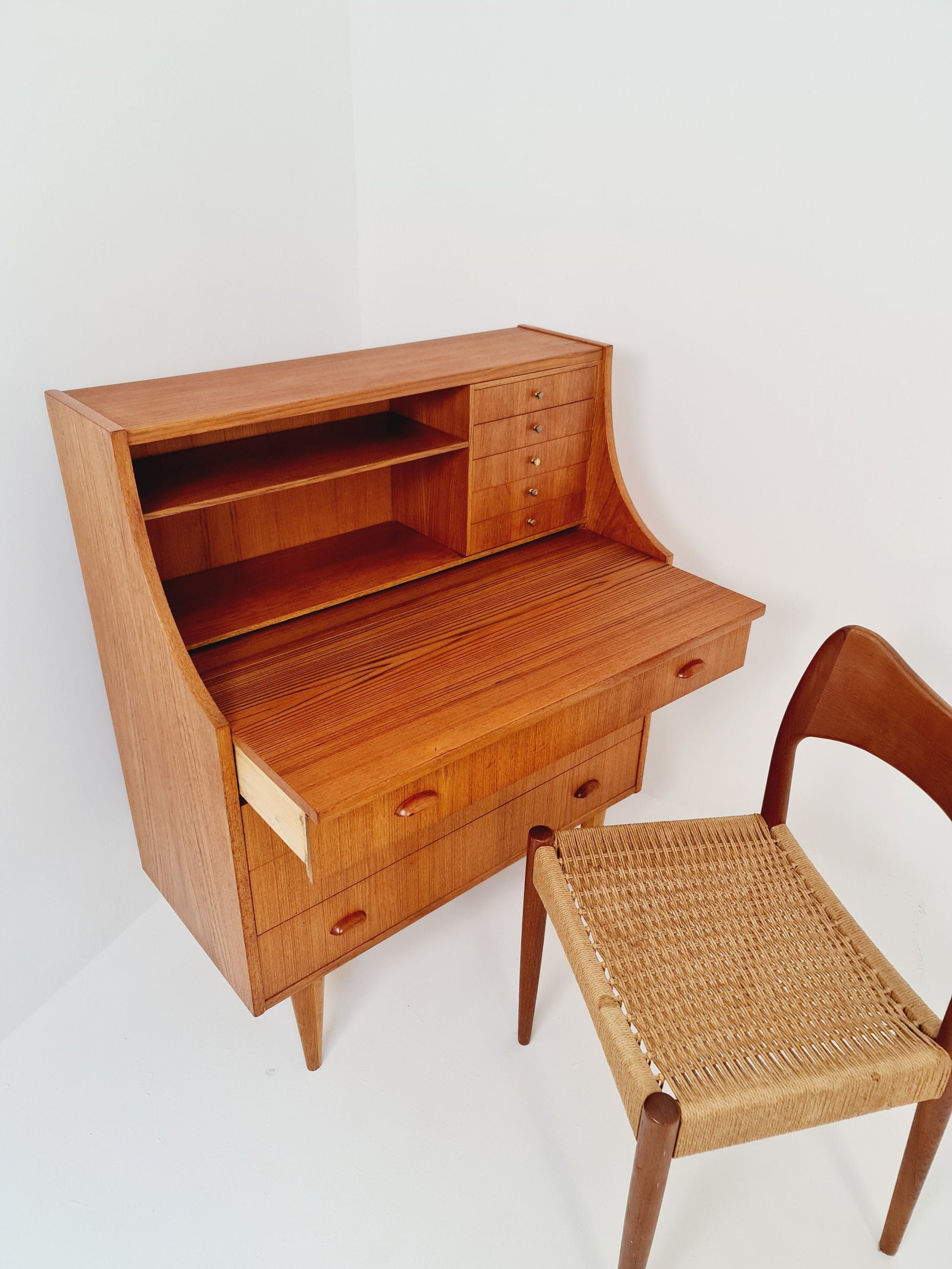 Midcentury vintage Teak secretary / vanity /Make up table By Arne Wahl iversen 1960s