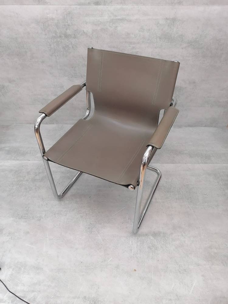 1 of 6 Orginal Matteo Grassi visitor chair in gray leather 1970s