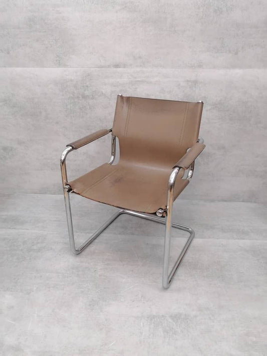 Matteo Grassi visitor chair in cream leather 1970s