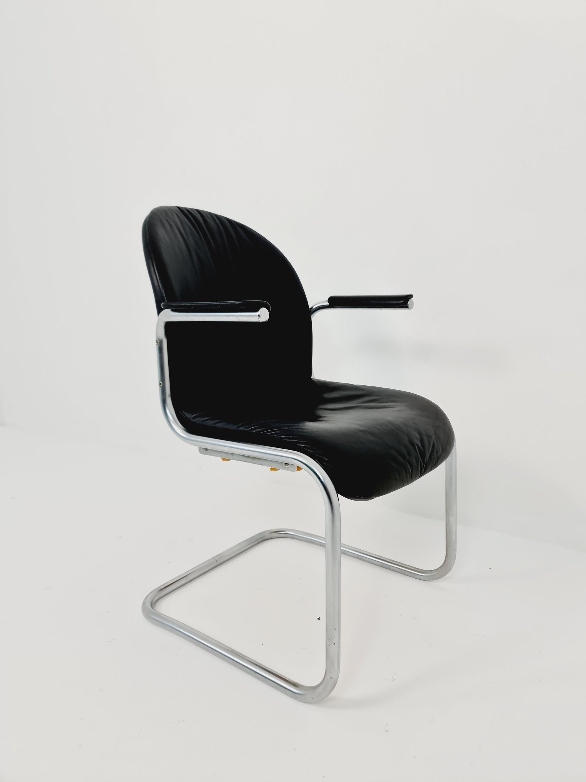 Space Age Mauser leather desk chair/ arm chair, 1970s West Germany