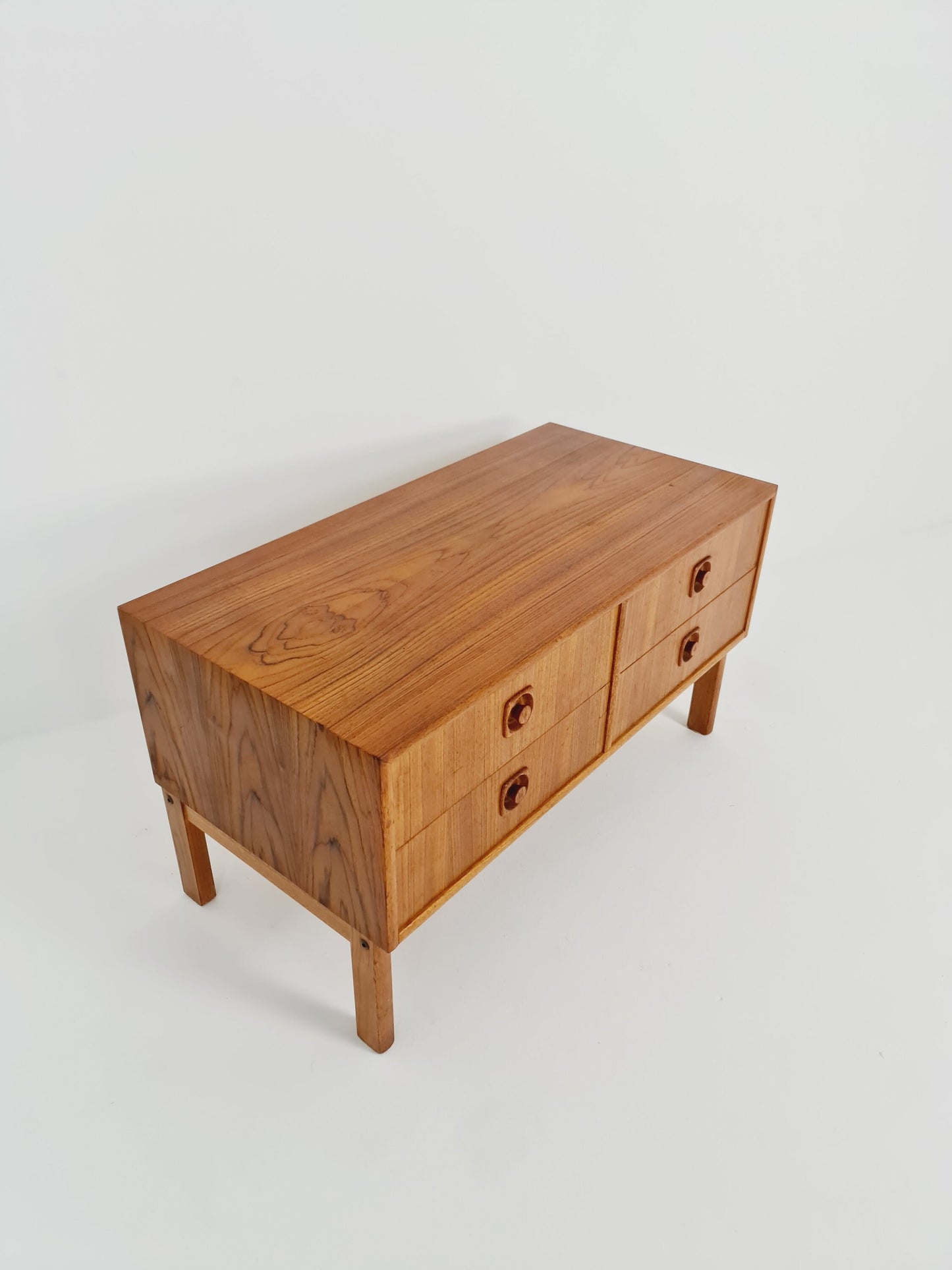 Midcentury danish design sidebord, chest of drawers, 1960s
