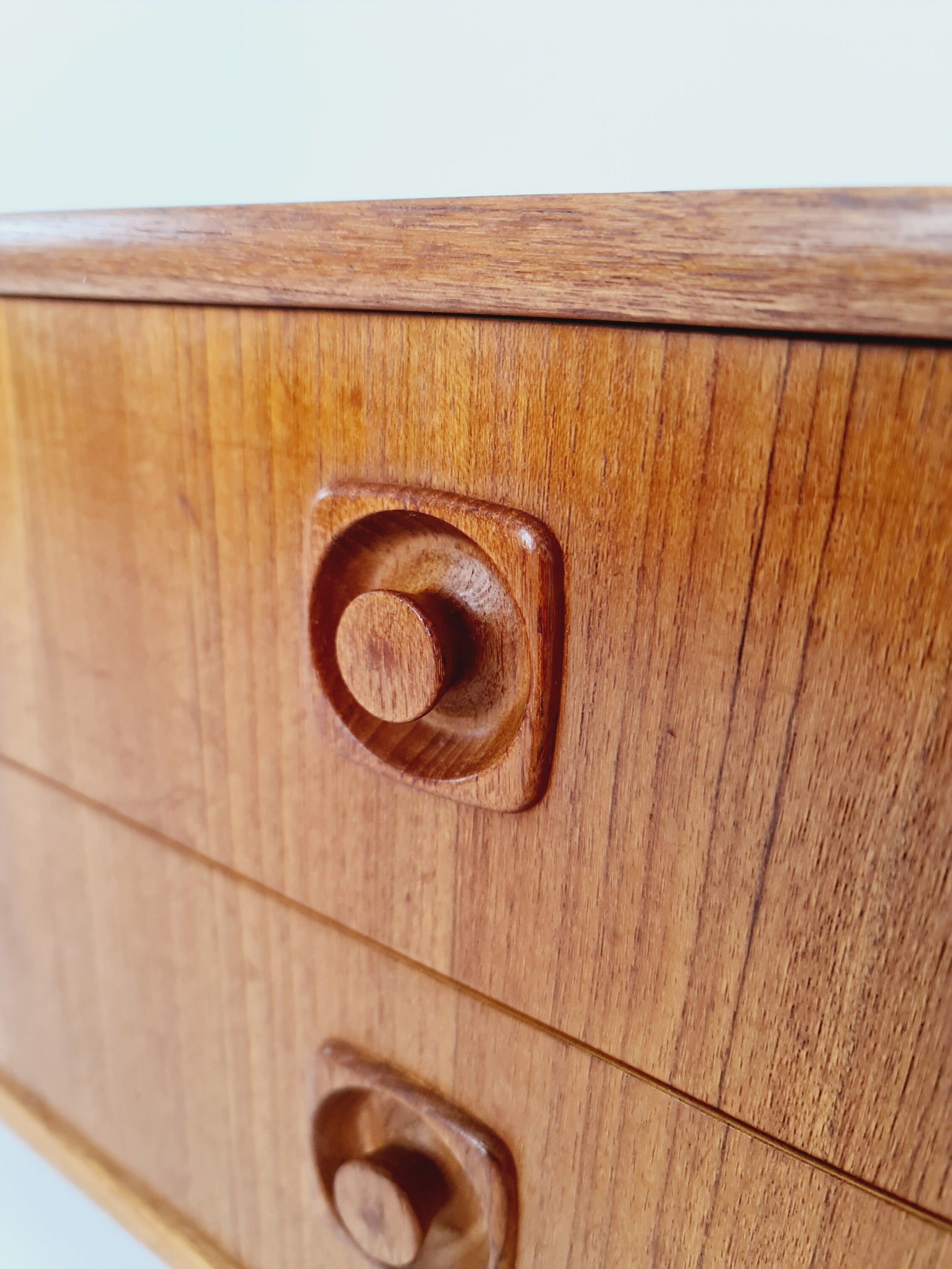 Midcentury danish design sidebord, chest of drawers, 1960s