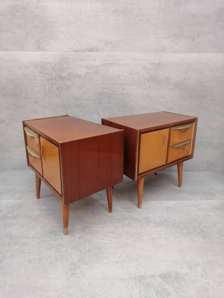 A set of Mid-Century Modern vintage maple wood bedside tables or small chests of drawers designed and manufactured in Italy, Rome, 1960s