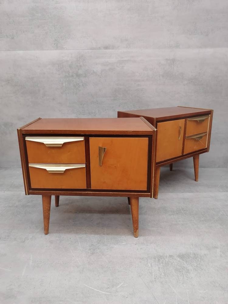 A set of Mid-Century Modern vintage maple wood bedside tables or small chests of drawers designed and manufactured in Italy, Rome, 1960s