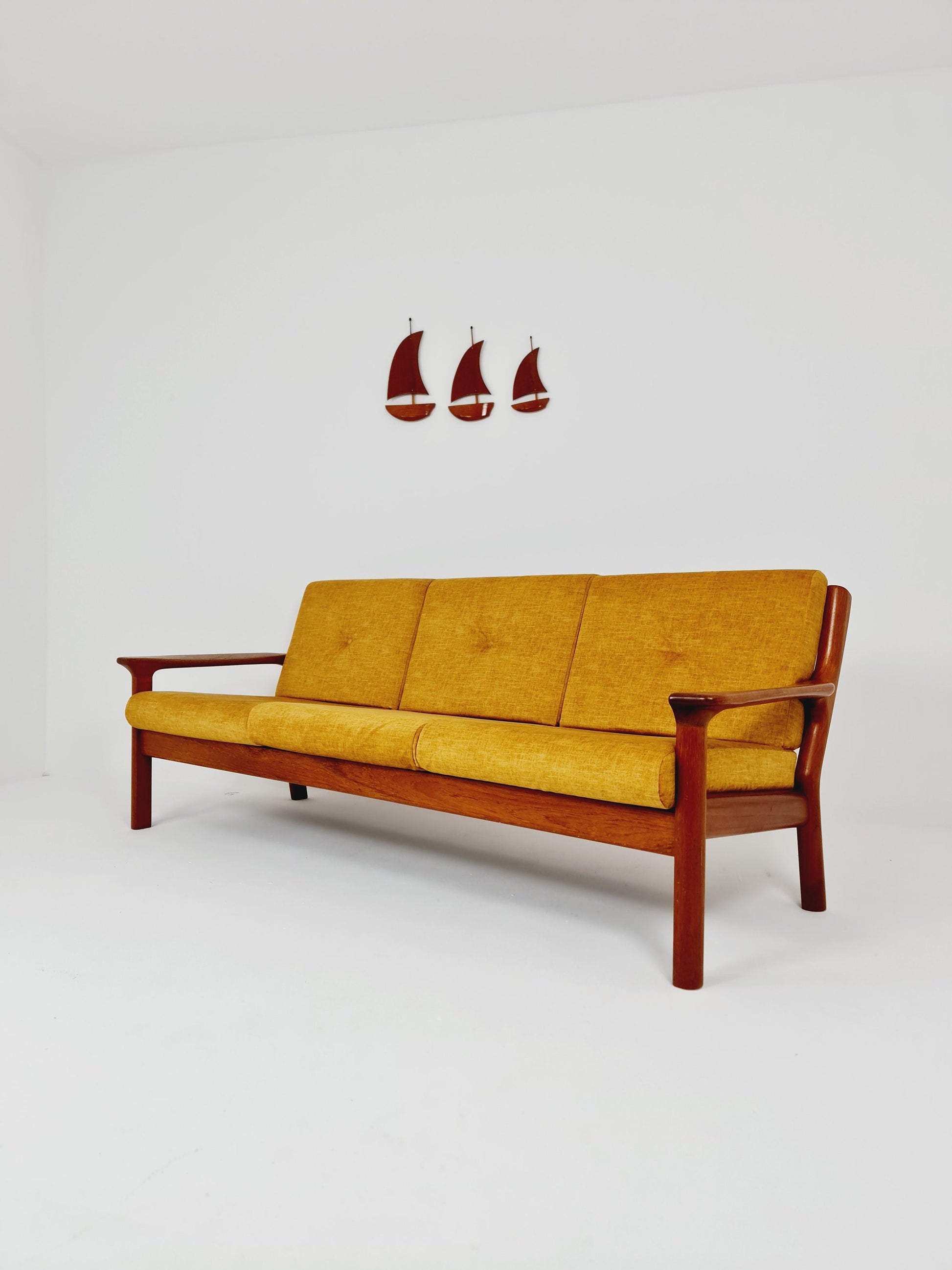Mid Century teak 3-Seater Sofa by Juul Kristensen for Glostrup, 1960s