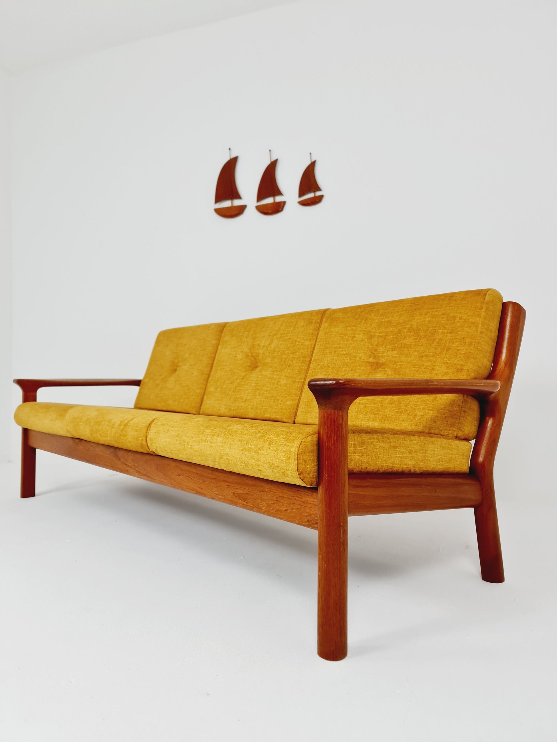 Mid Century teak 3-Seater Sofa by Juul Kristensen for Glostrup, 1960s
