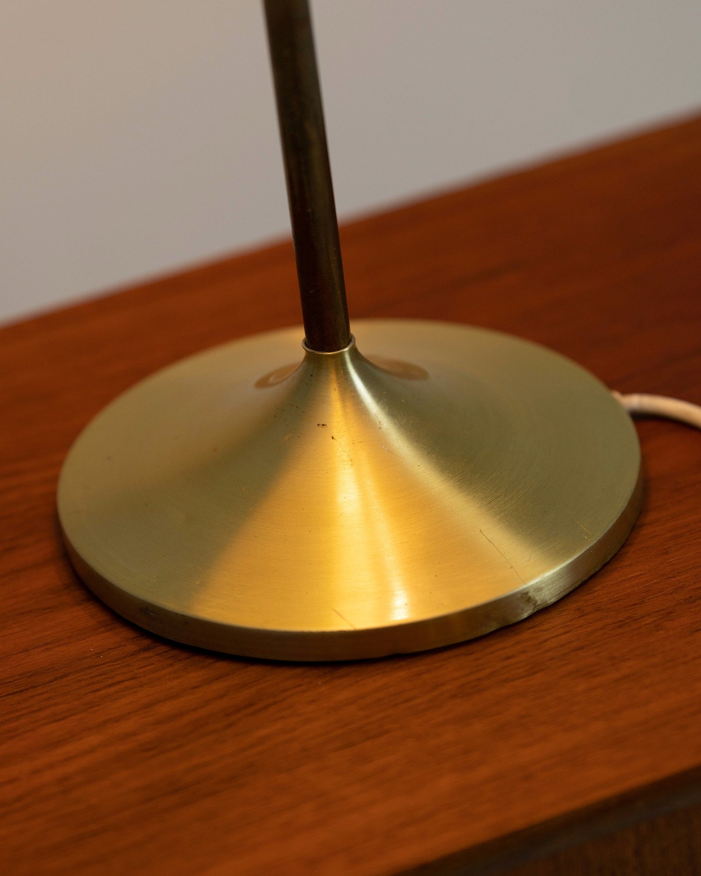 Rare Mid century German mushroom brass & plastic table lamp by Cosack Leuchten, Germany 1970s