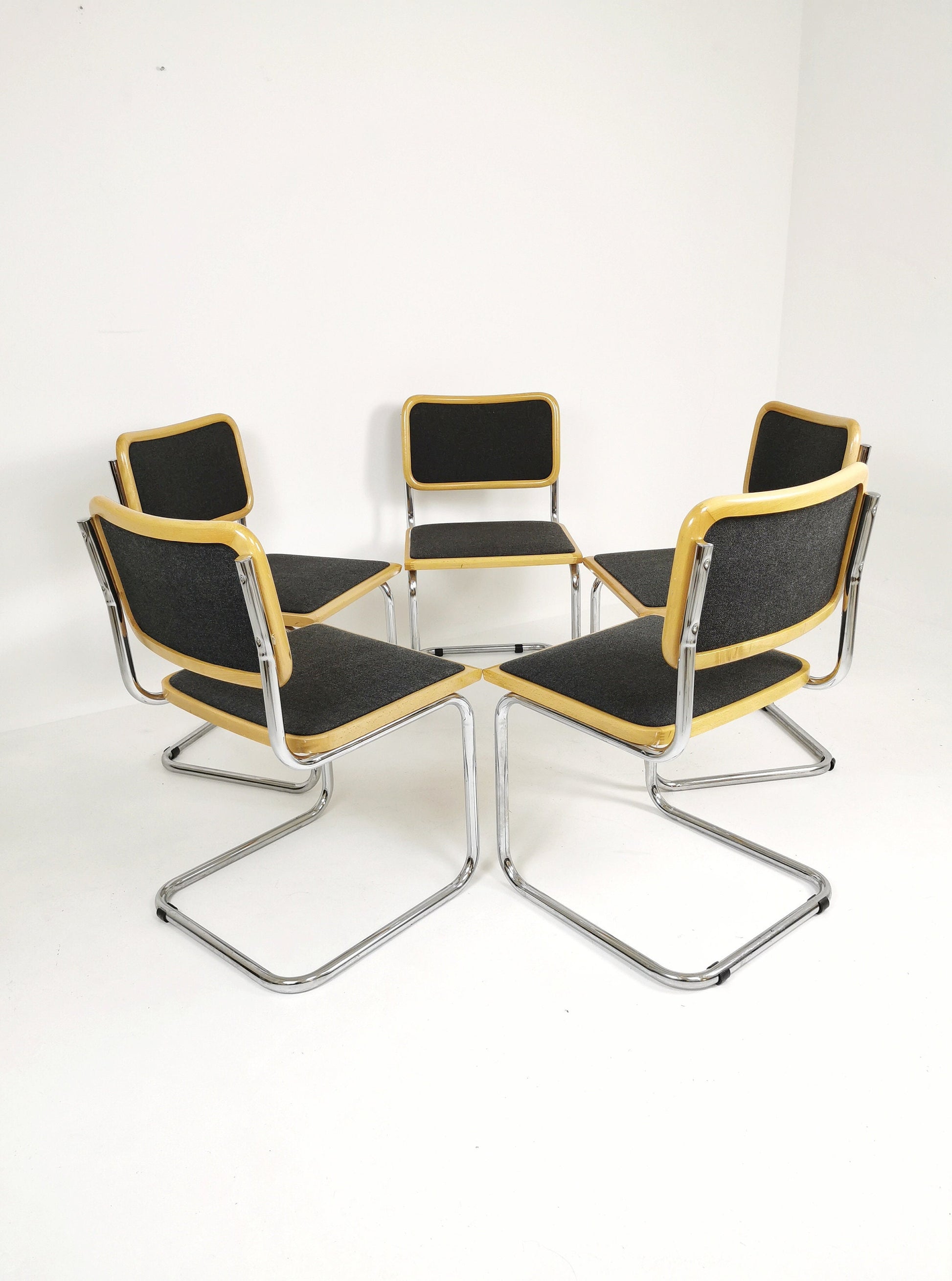 set of 5 Marcel Breuer B32 upholstered Cesca chair, bauhaus design by Bene