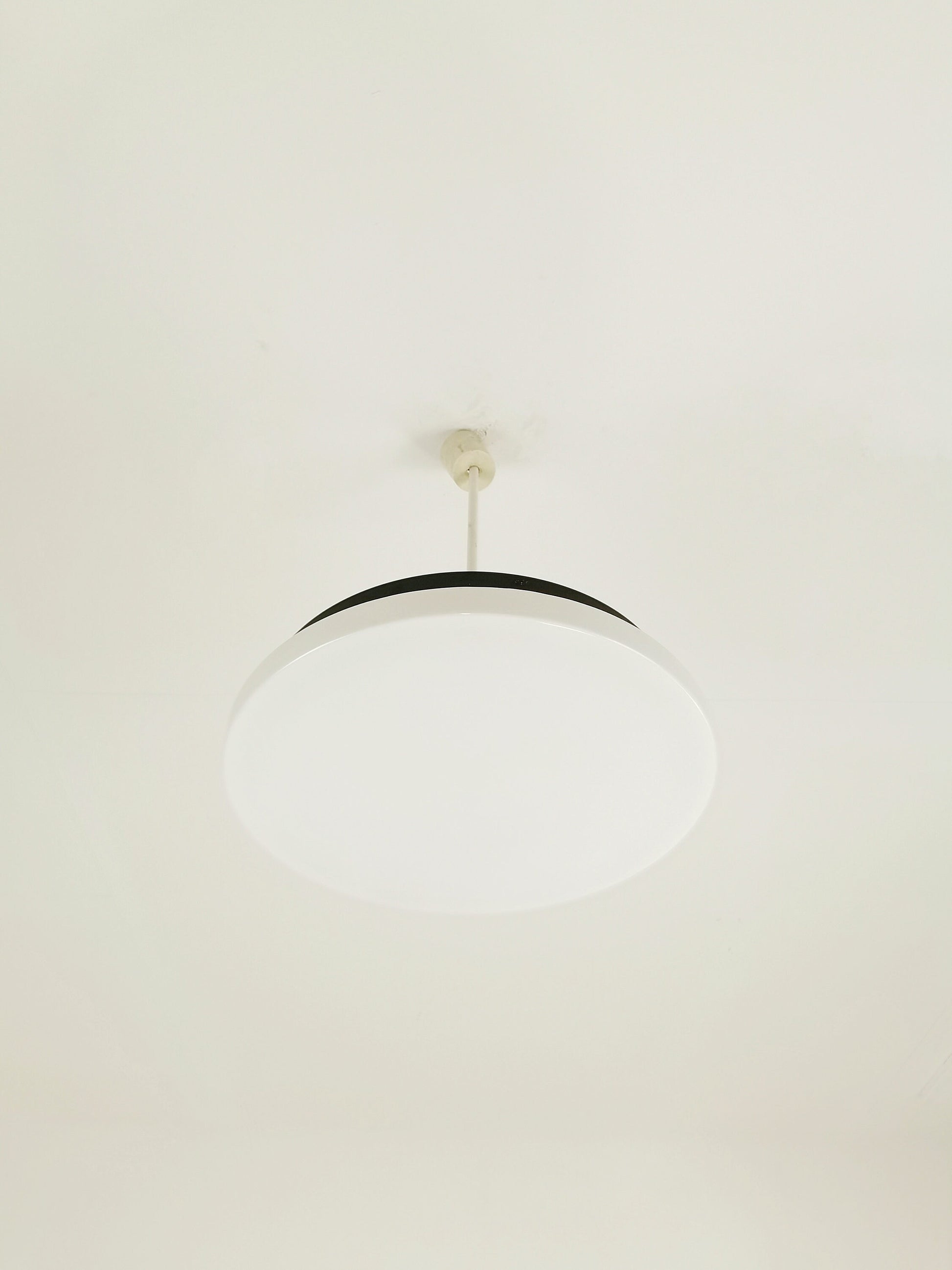 Ufo spaceage black and white Pendant lamp 1980s Italy