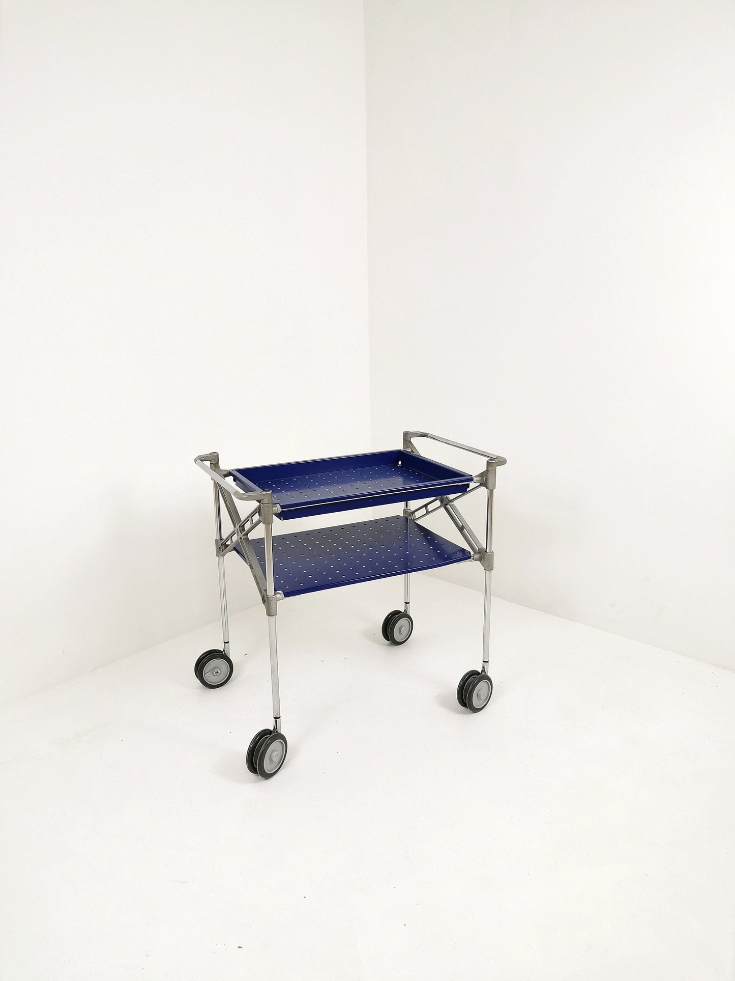 Mid Century serving table trolly by Antonio citterio and Oliver Löw OXO Model for Kartell italy