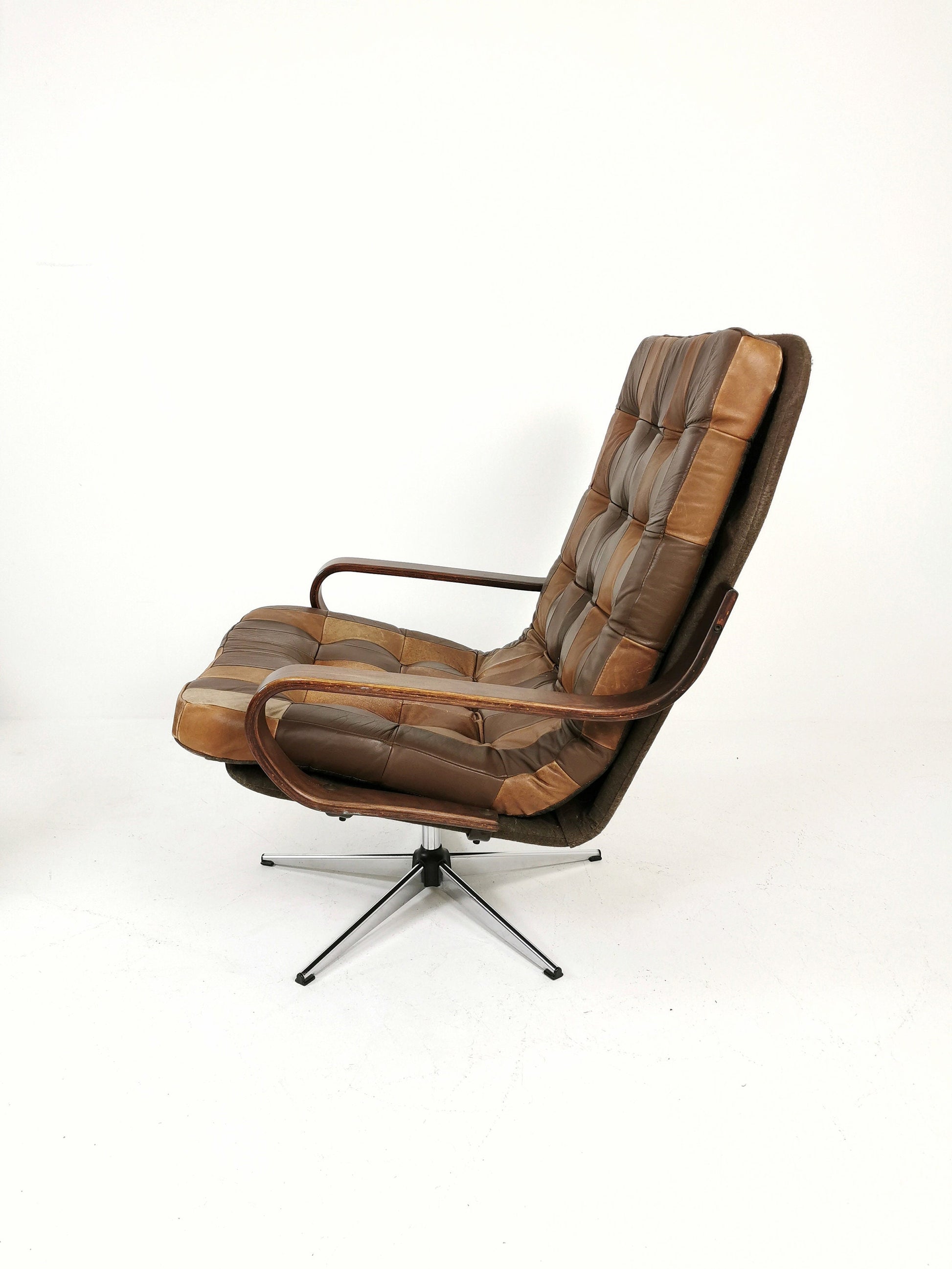 Norwegian westnova High Brown Swivel Lounge Chairs Patchwork Leather, 1970s, set of 2
