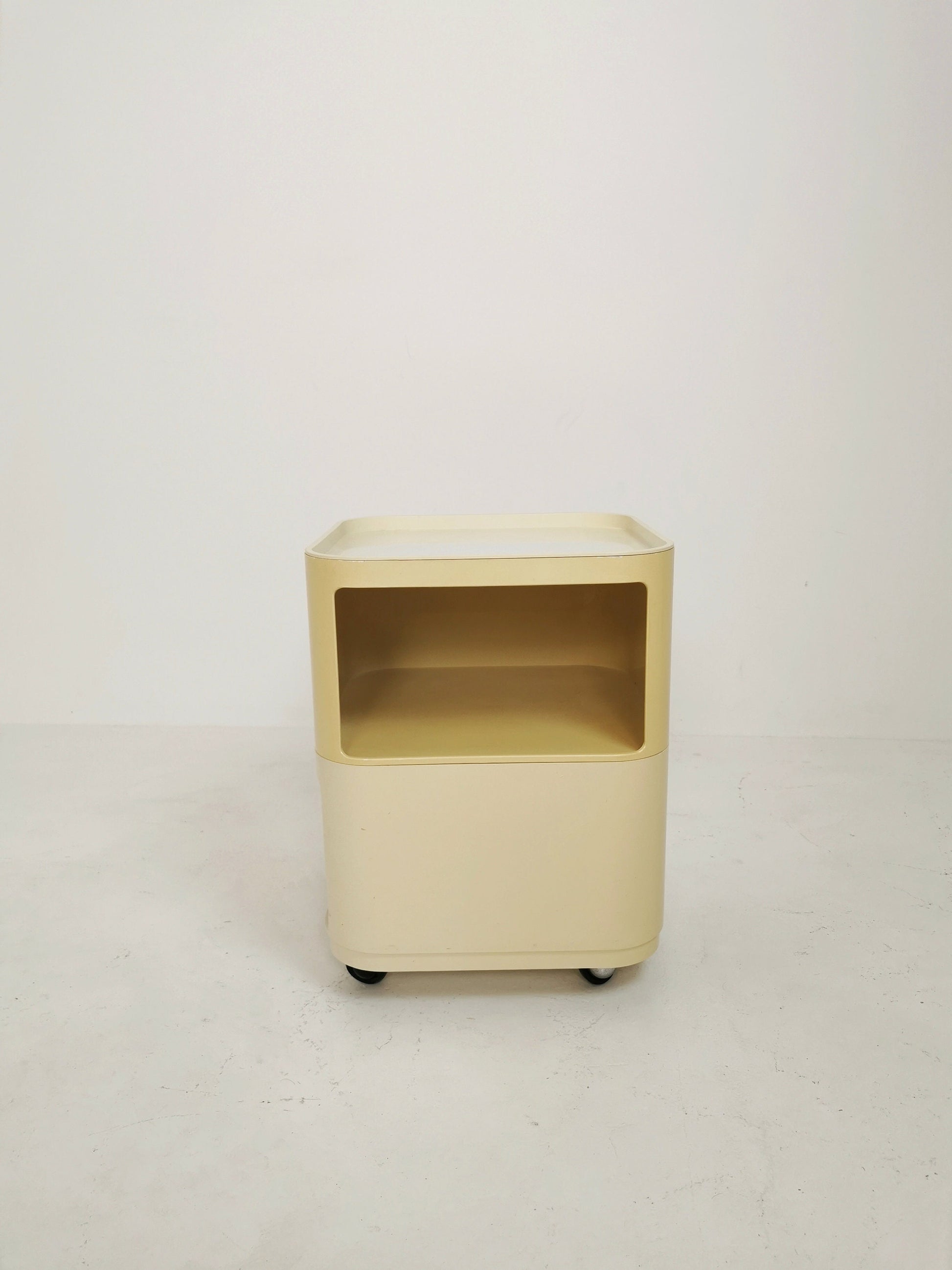Componibili Square serving trolley by Anna Castelli for Kartell - Italy 1960s model 4970