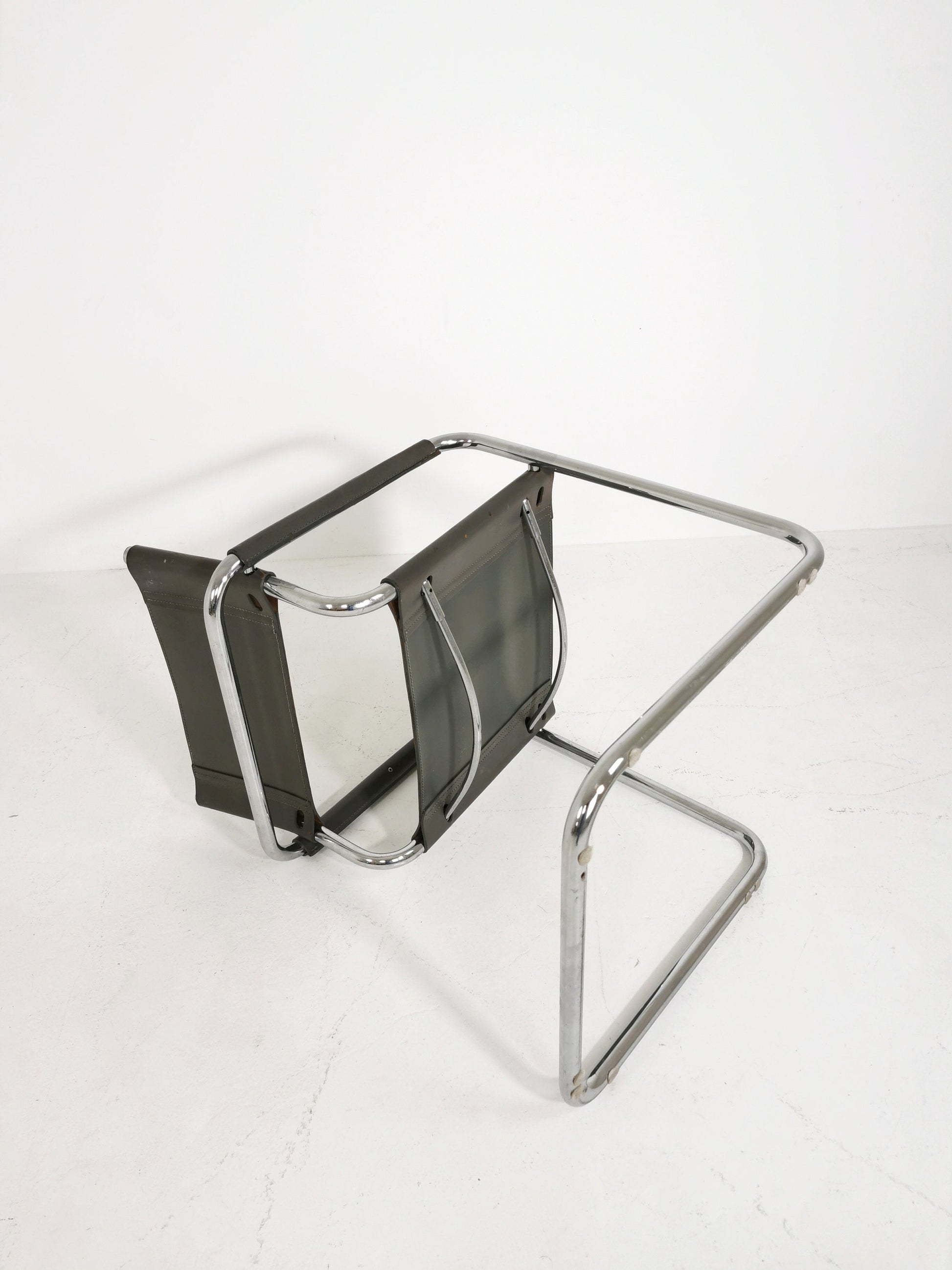 Bauhaus grey original Desk Chair by Mart Stam & Marcel Breuer for Fasem Italy 1980s