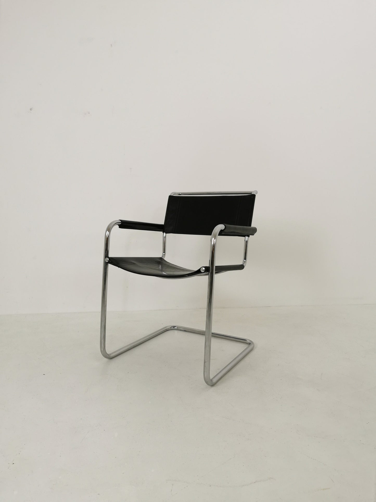 1 of 6 Black S34 Tubular Steel Chairs by Mart Stam for Jox Interni - 1970s