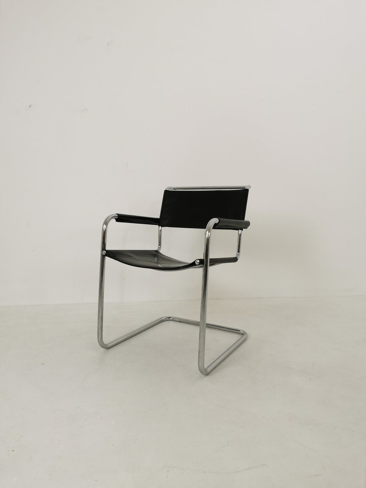 1 of 6 Black S34 Tubular Steel Chairs by Mart Stam for Jox Interni - 1970s