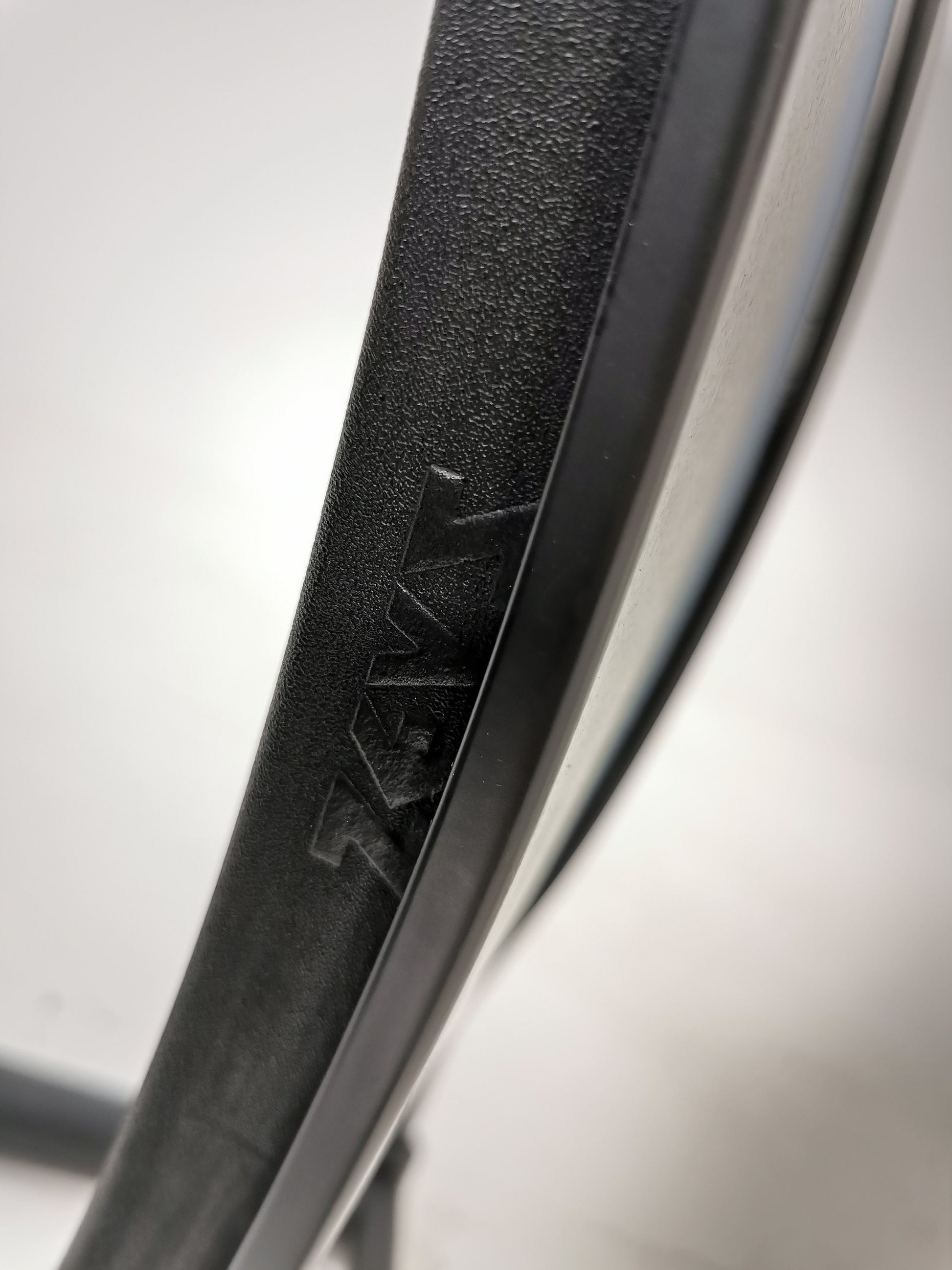 1 of 2 Maurizio Peregalli "Comoda" Chair for Zeus Noto Minimal Postmodern 1980s