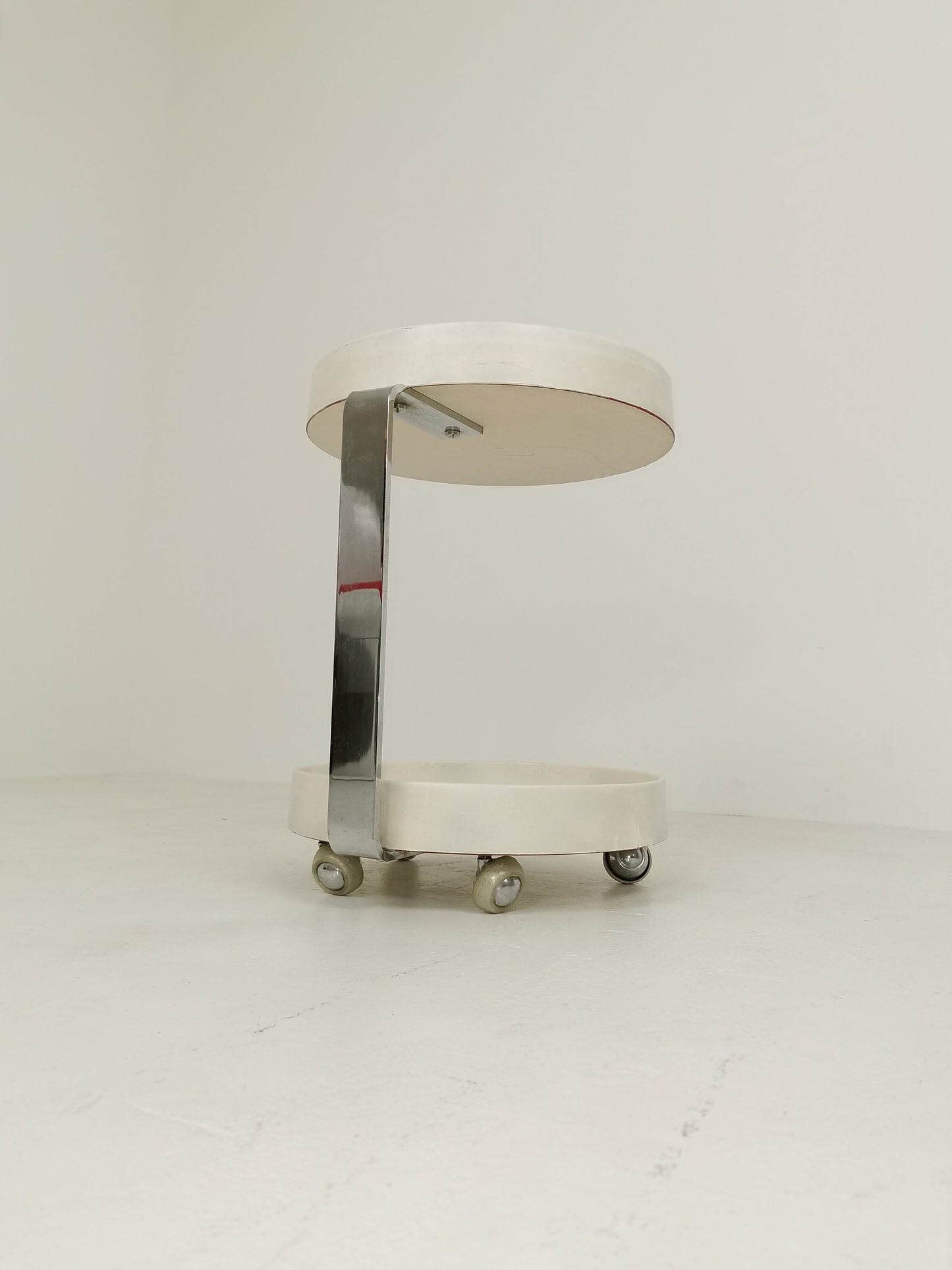 Midcentury Plastic and Metal Chrome Round Italian Bar Cart, 1960s