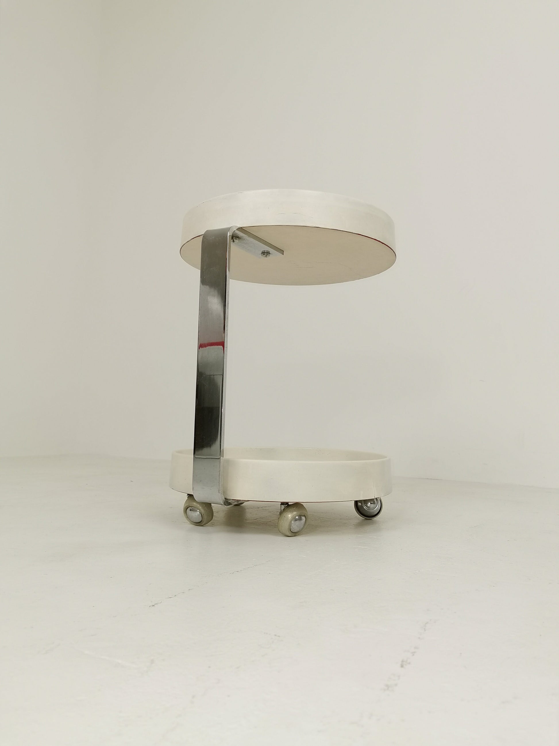 Midcentury Plastic and Metal Chrome Round Italian Bar Cart, 1960s
