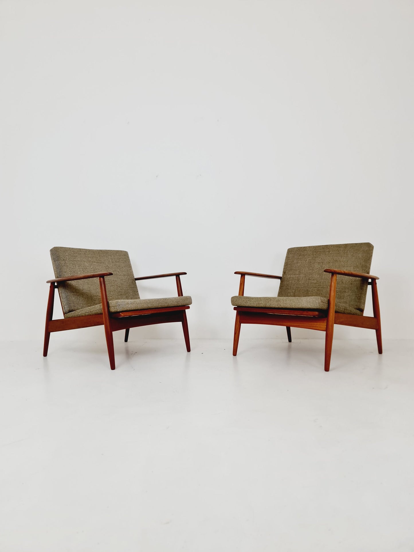 Mid-century Ddanish teak lounge chair/ armchair by Frank Brother for Moreddi, set of 2, 1960s