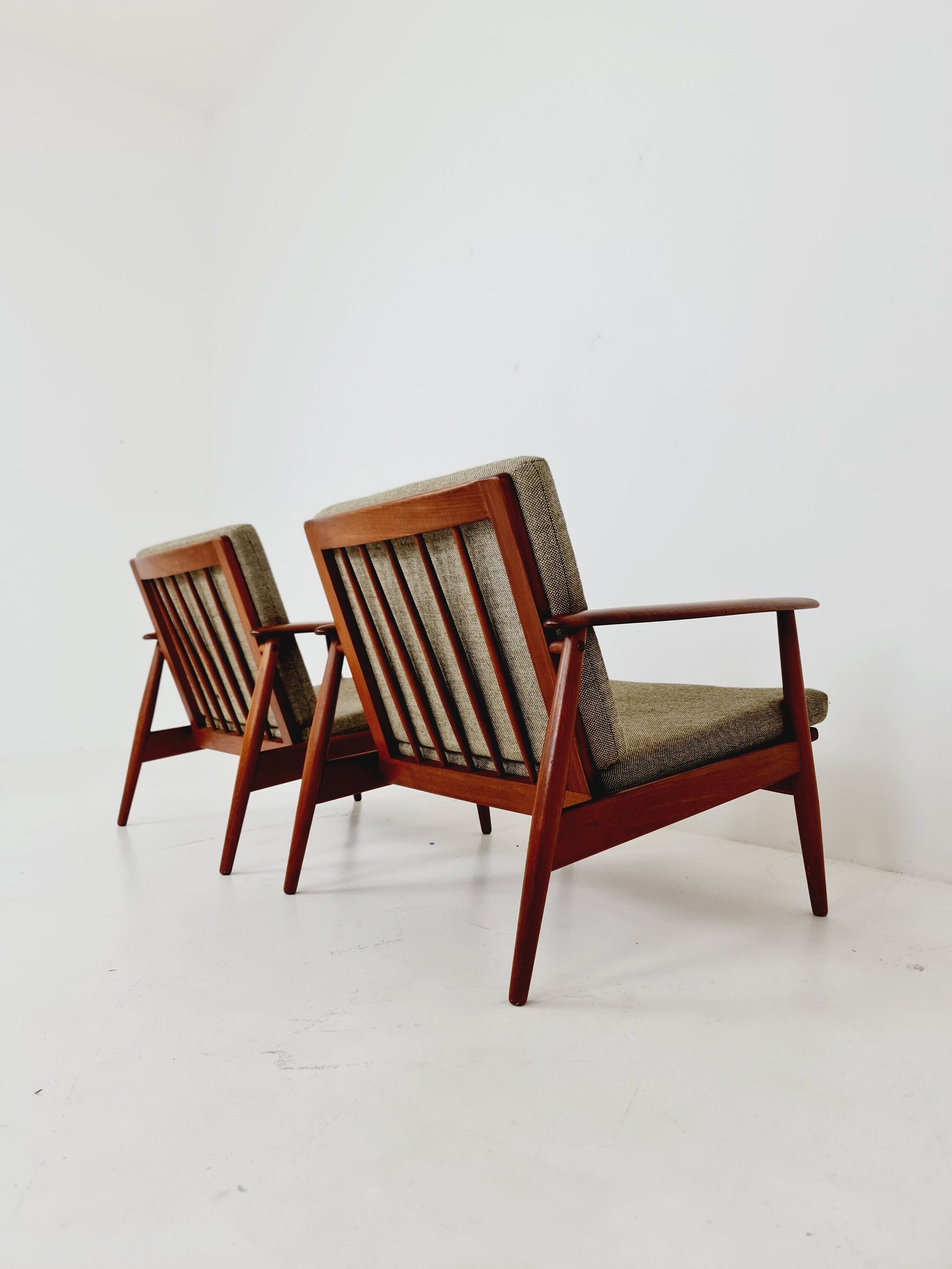 Mid-century Ddanish teak lounge chair/ armchair by Frank Brother for Moreddi, set of 2, 1960s