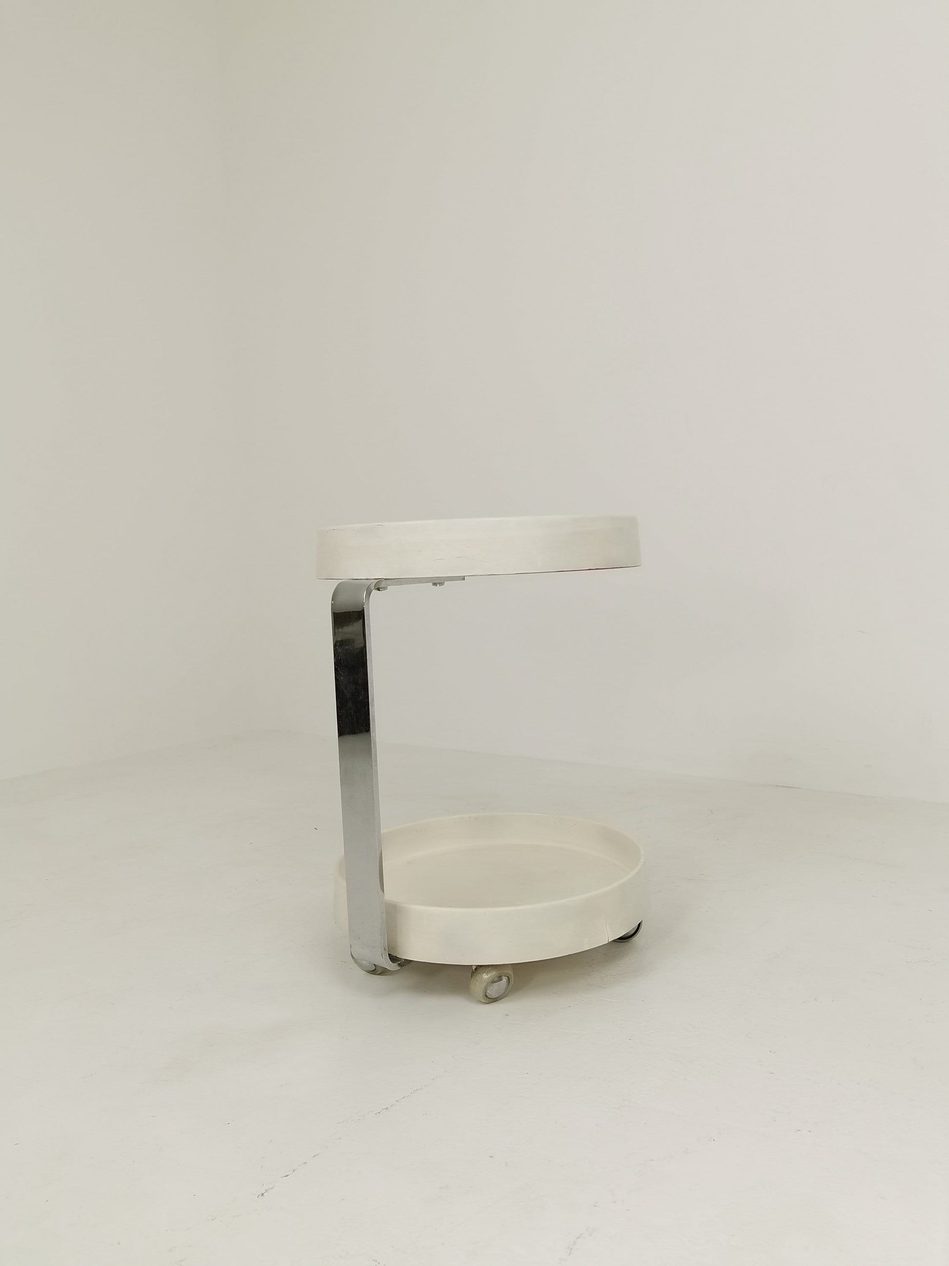 Midcentury Plastic and Metal Chrome Round Italian Bar Cart, 1960s