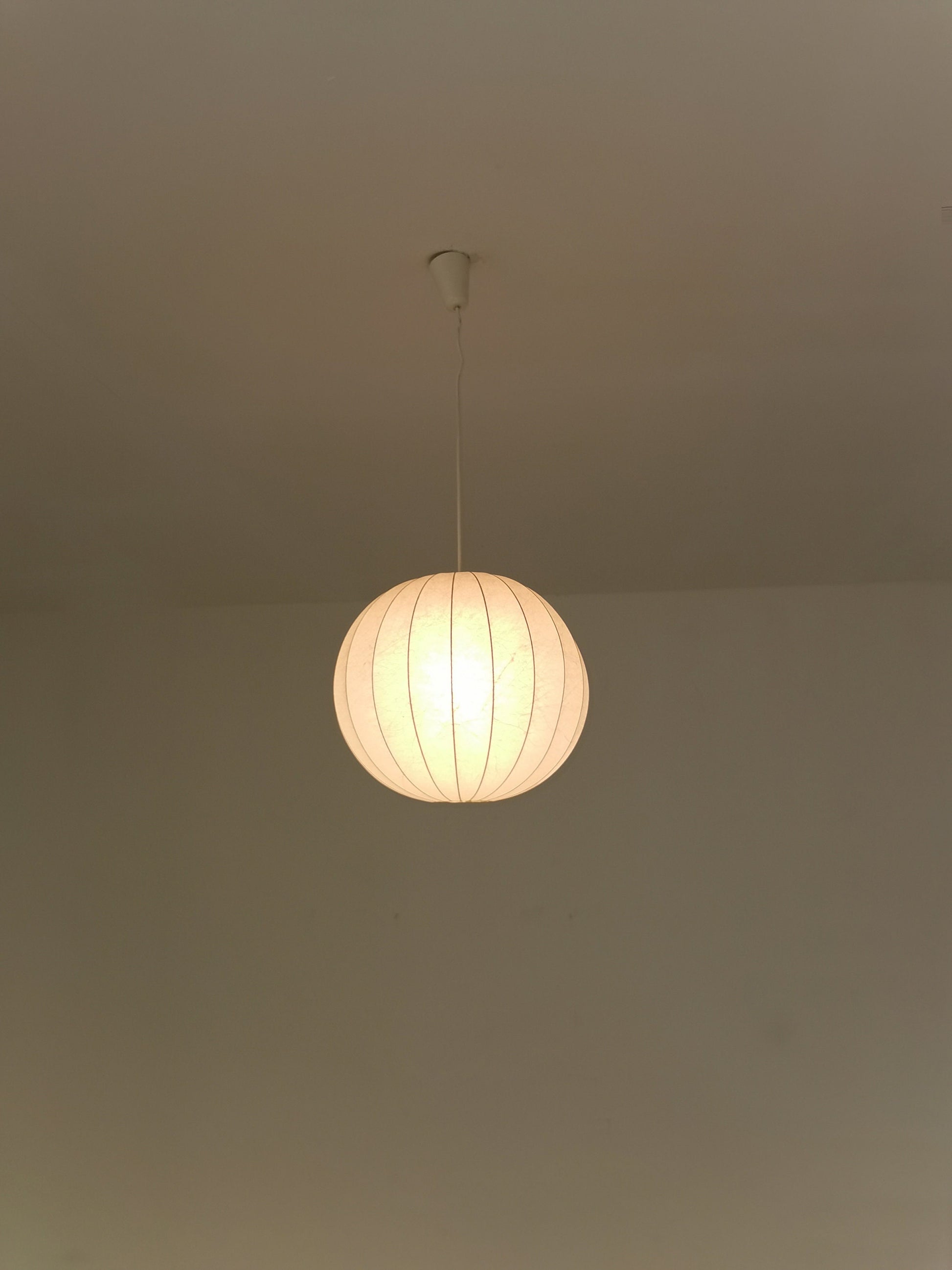 Extra large Cocoon Big Ball ceiling lamp in very good original vintage condition