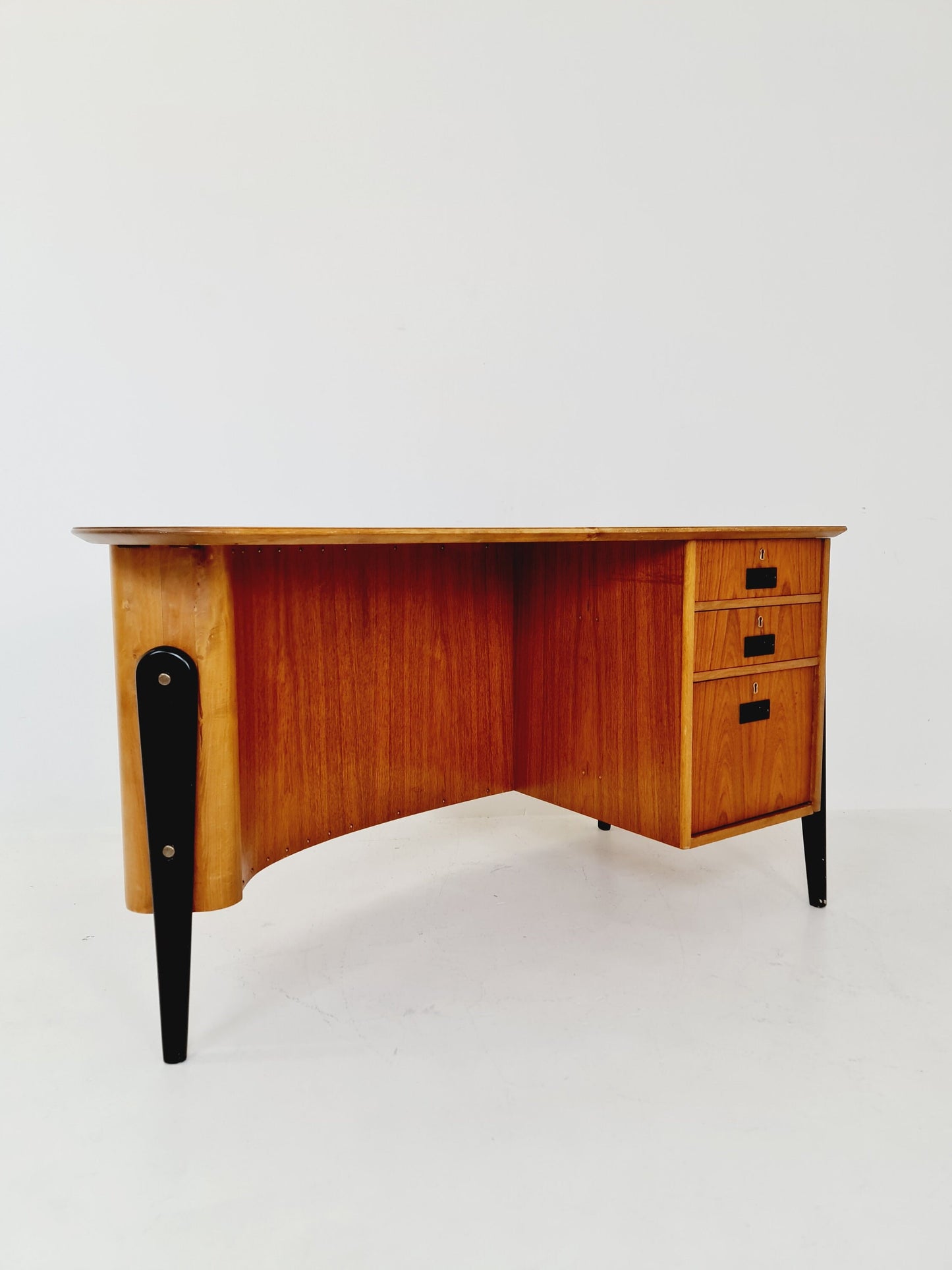Midcentury teak desk by Göran Strand for Lelångs Möbelfabrik, Sweden, 1960s