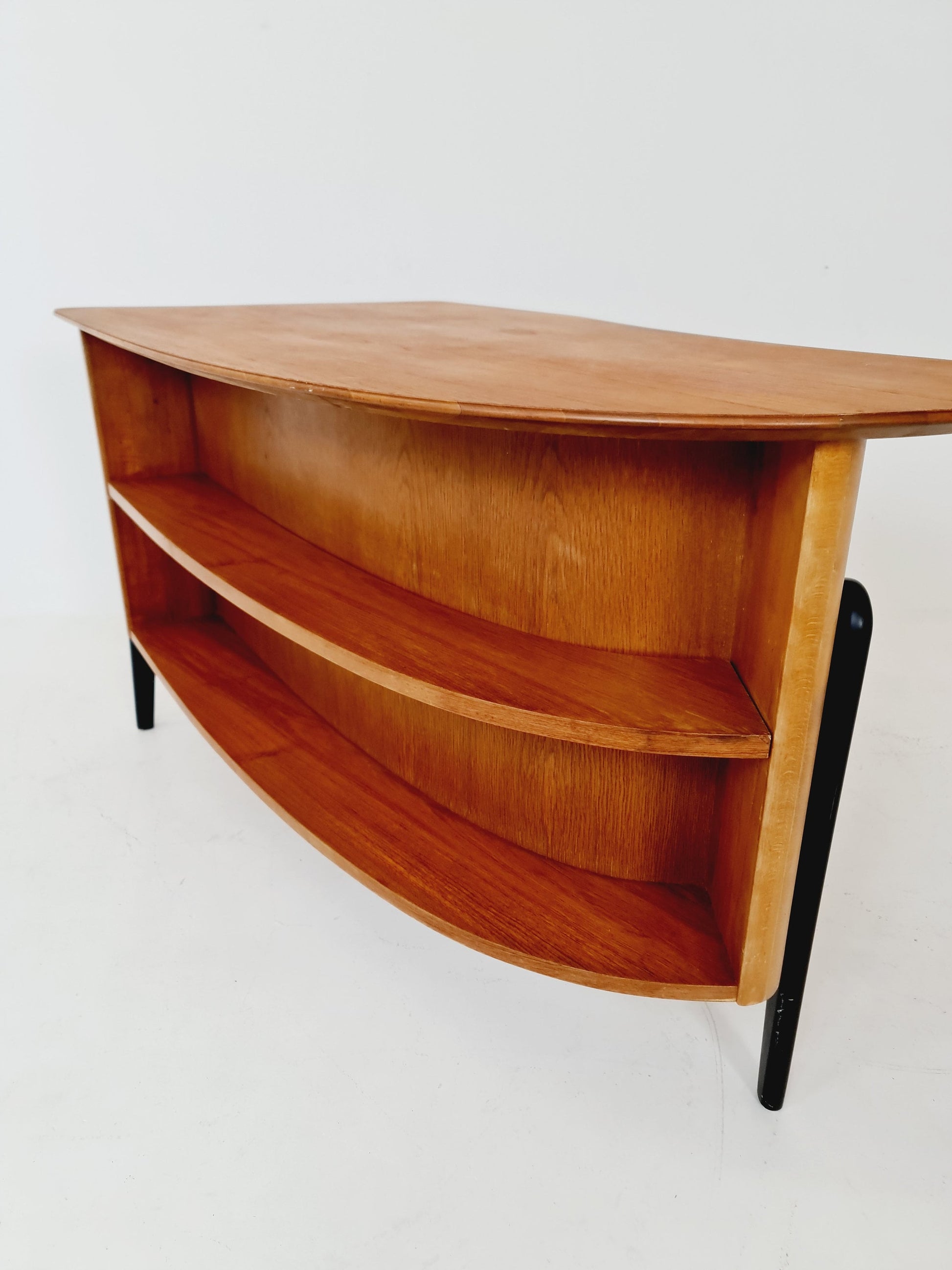 Midcentury teak desk by Göran Strand for Lelångs Möbelfabrik, Sweden, 1960s