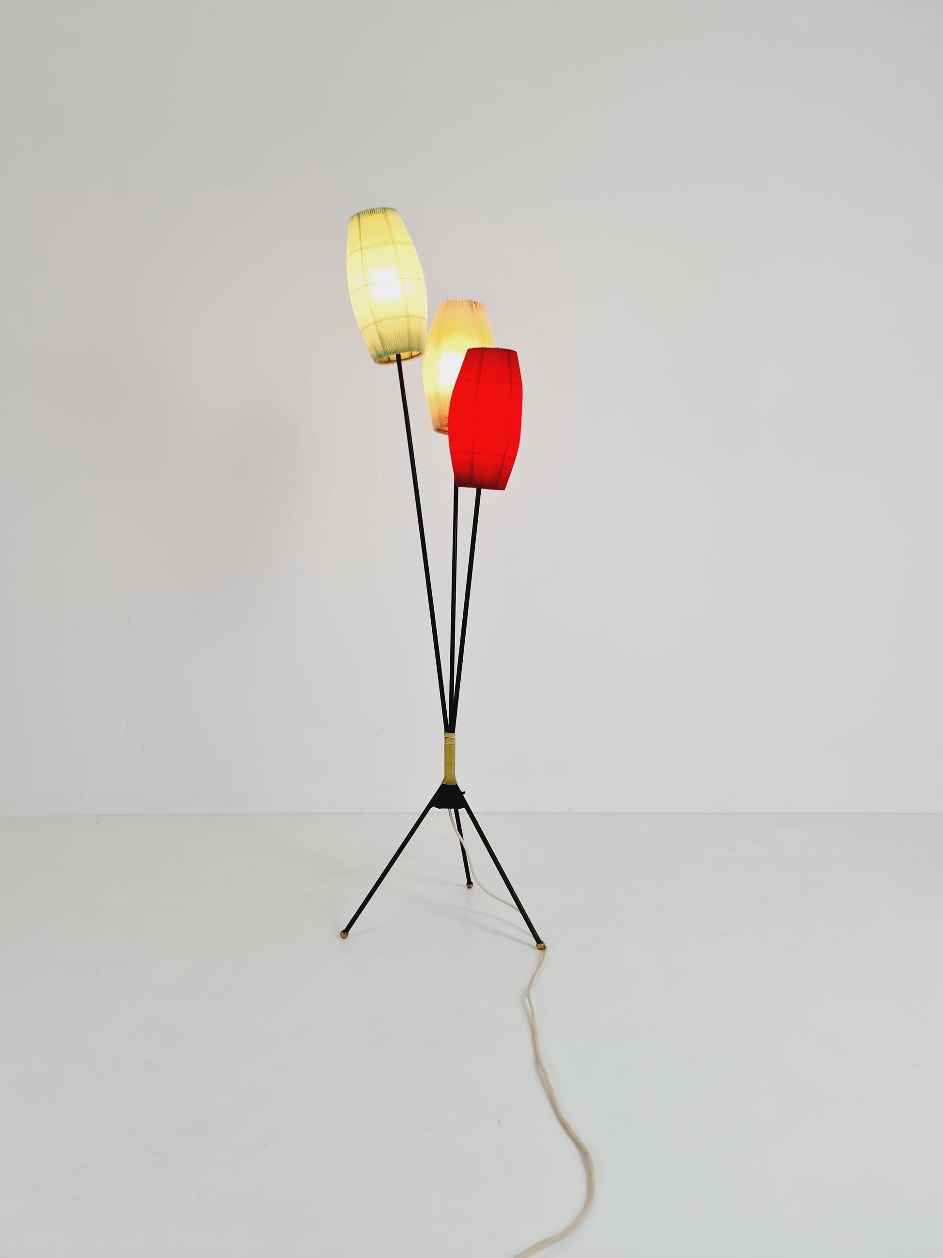 Tripod swedish vintage floor lamp in metal by Möller Armatur Eskilstuna MAE, 1950s