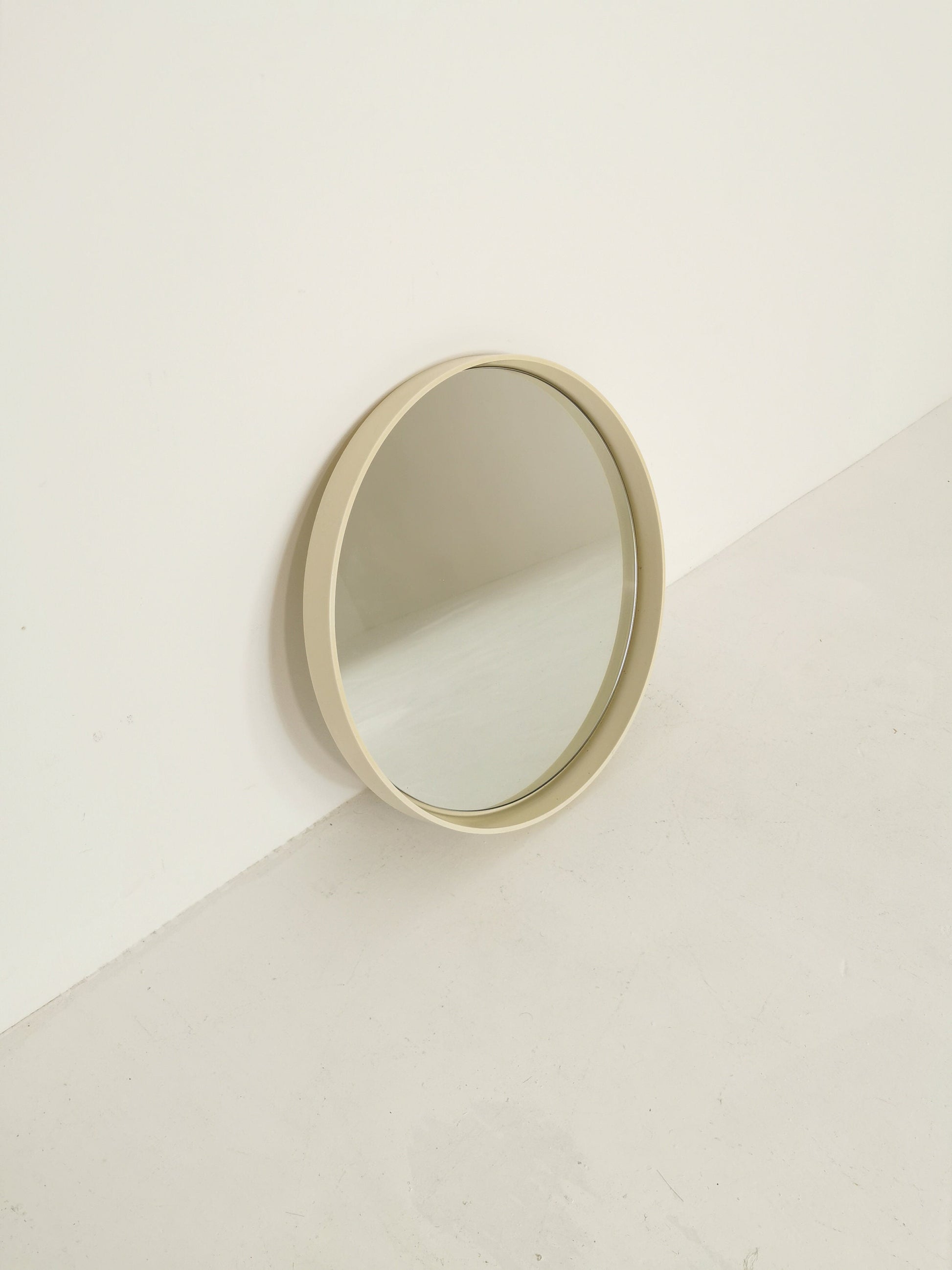 Space Age \Mid-Century Round Mirrror, 1970s