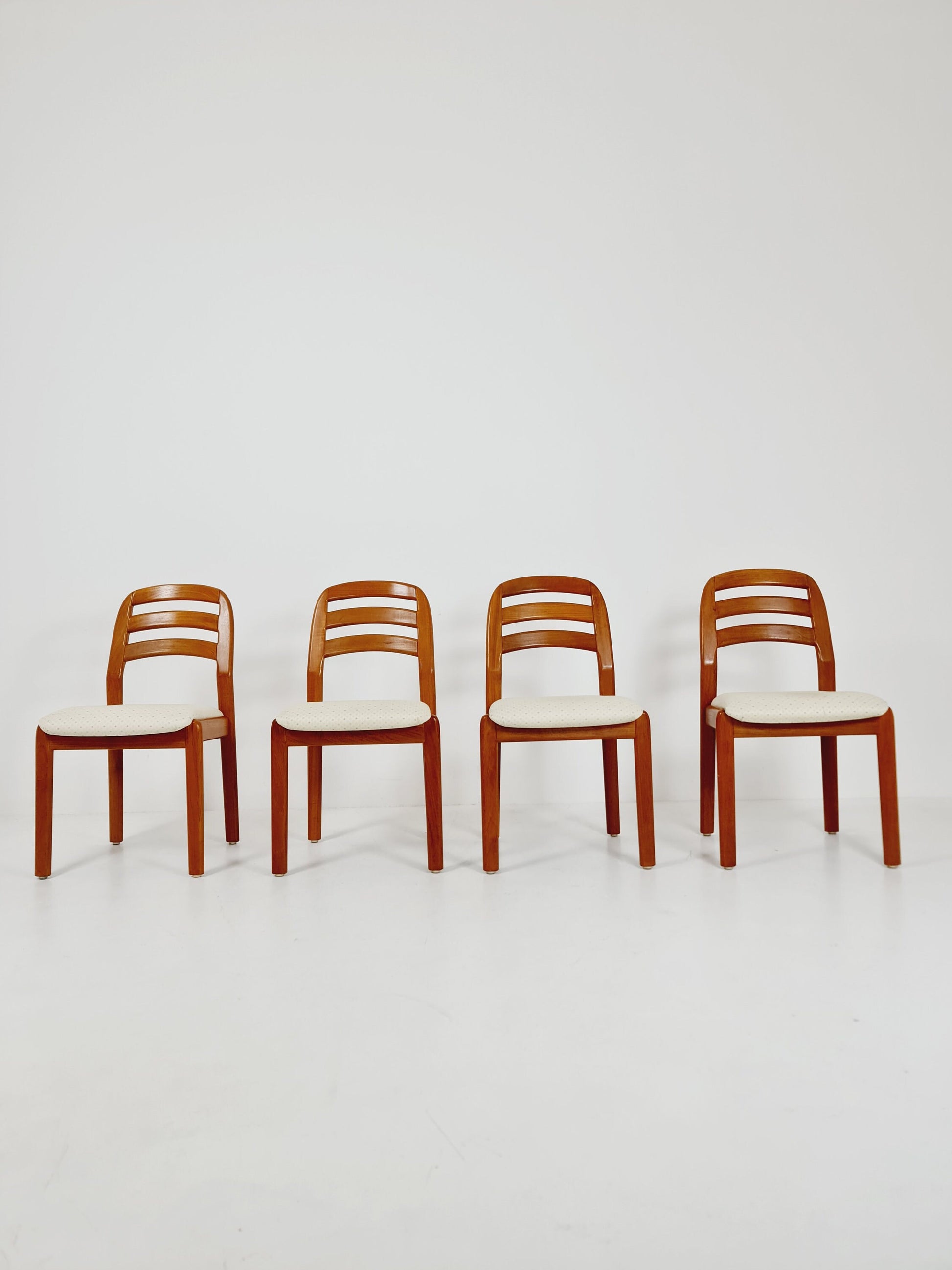 Mid Century Danish solid teak dining Chairs by Dyrlund, 1960s