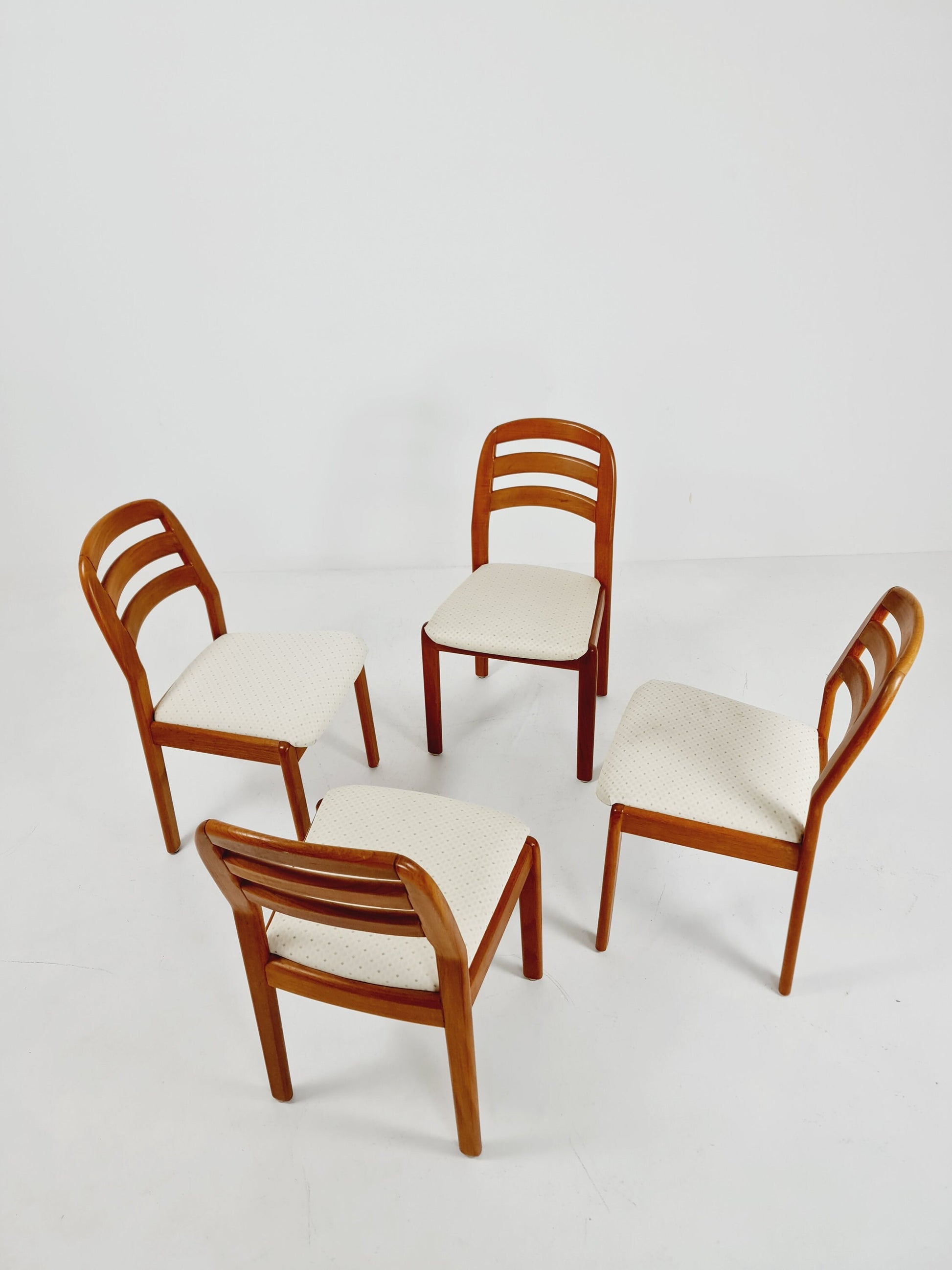 Mid Century Danish solid teak dining Chairs by Dyrlund, 1960s