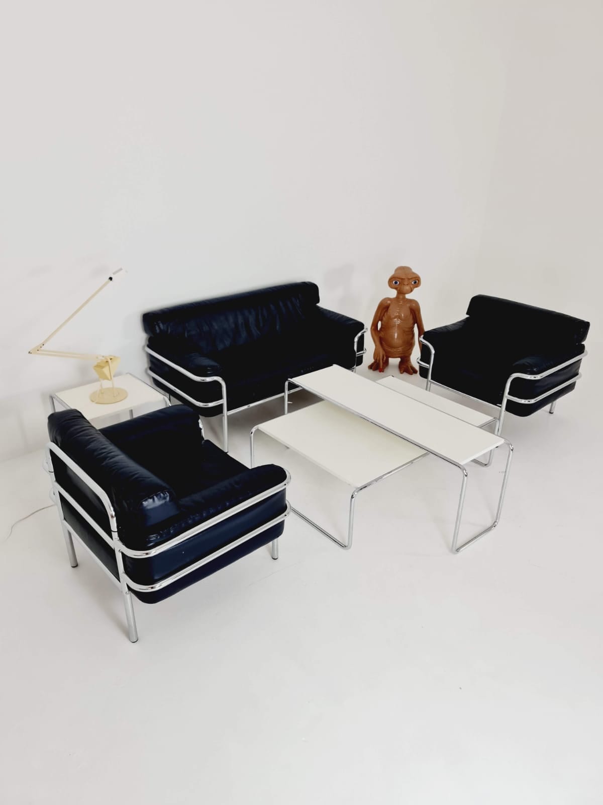 Mid century leather Bauhaus -Style of Cassia LC3 style sofa , 1980s