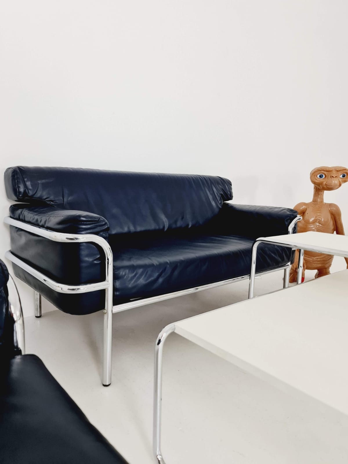 Mid century leather Bauhaus -Style of Cassia LC3 style sofa , 1980s