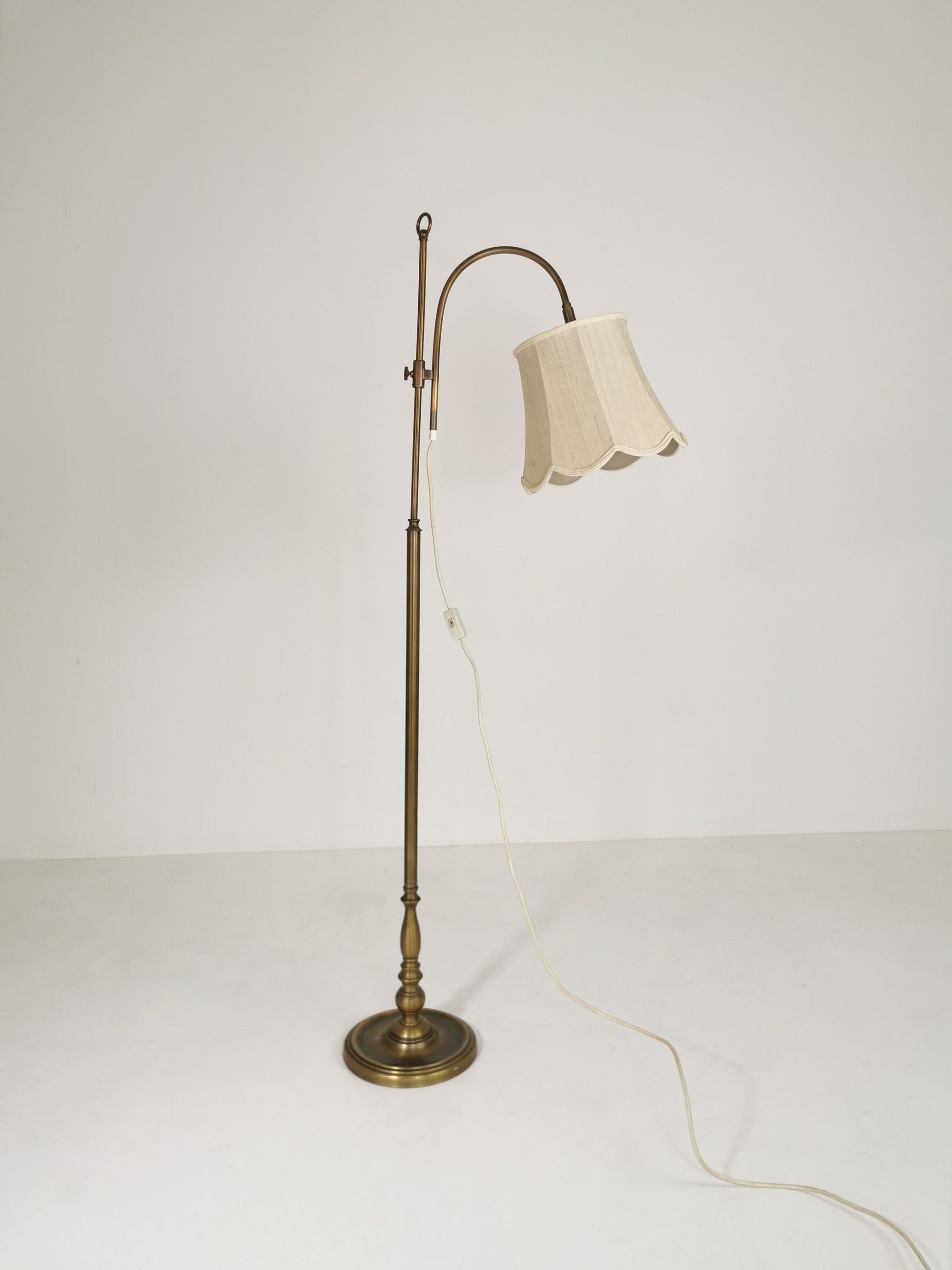 Vintage\Antique Brass Column Floor Lamp, 1930s
