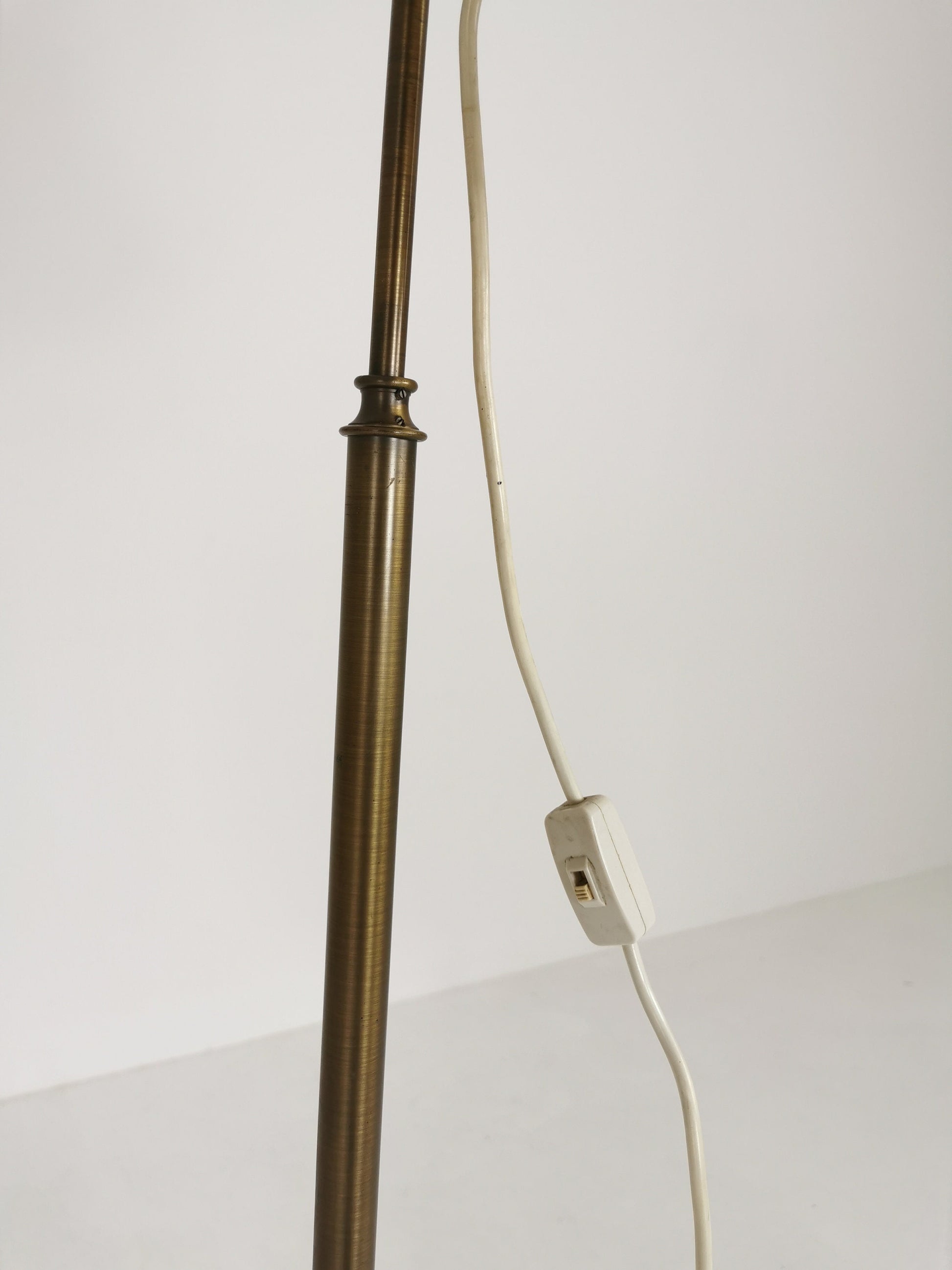 Vintage\Antique Brass Column Floor Lamp, 1930s