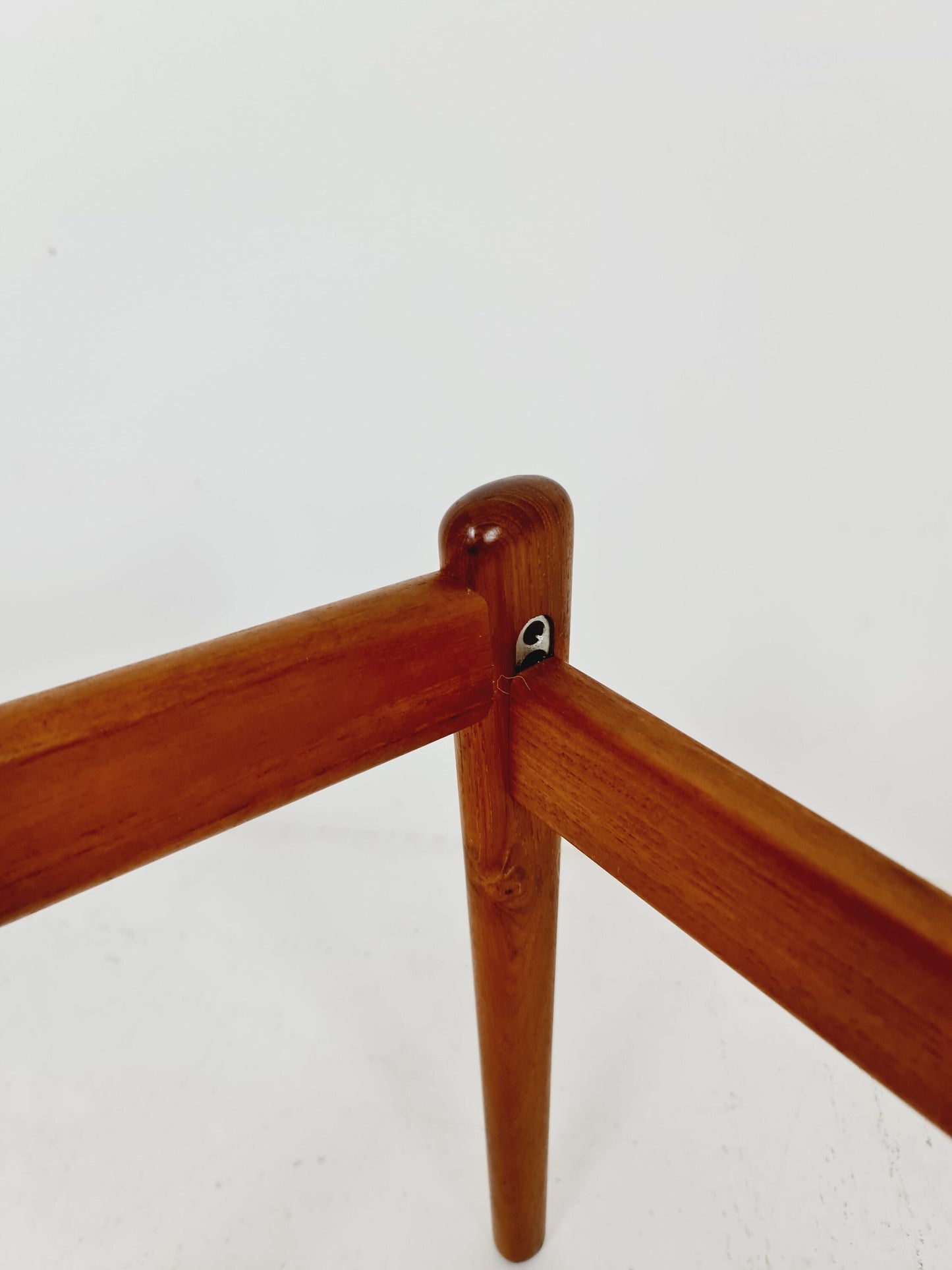 Norwegian vintage side table model vanet by Frederik Kayser, Norway, 1950s
