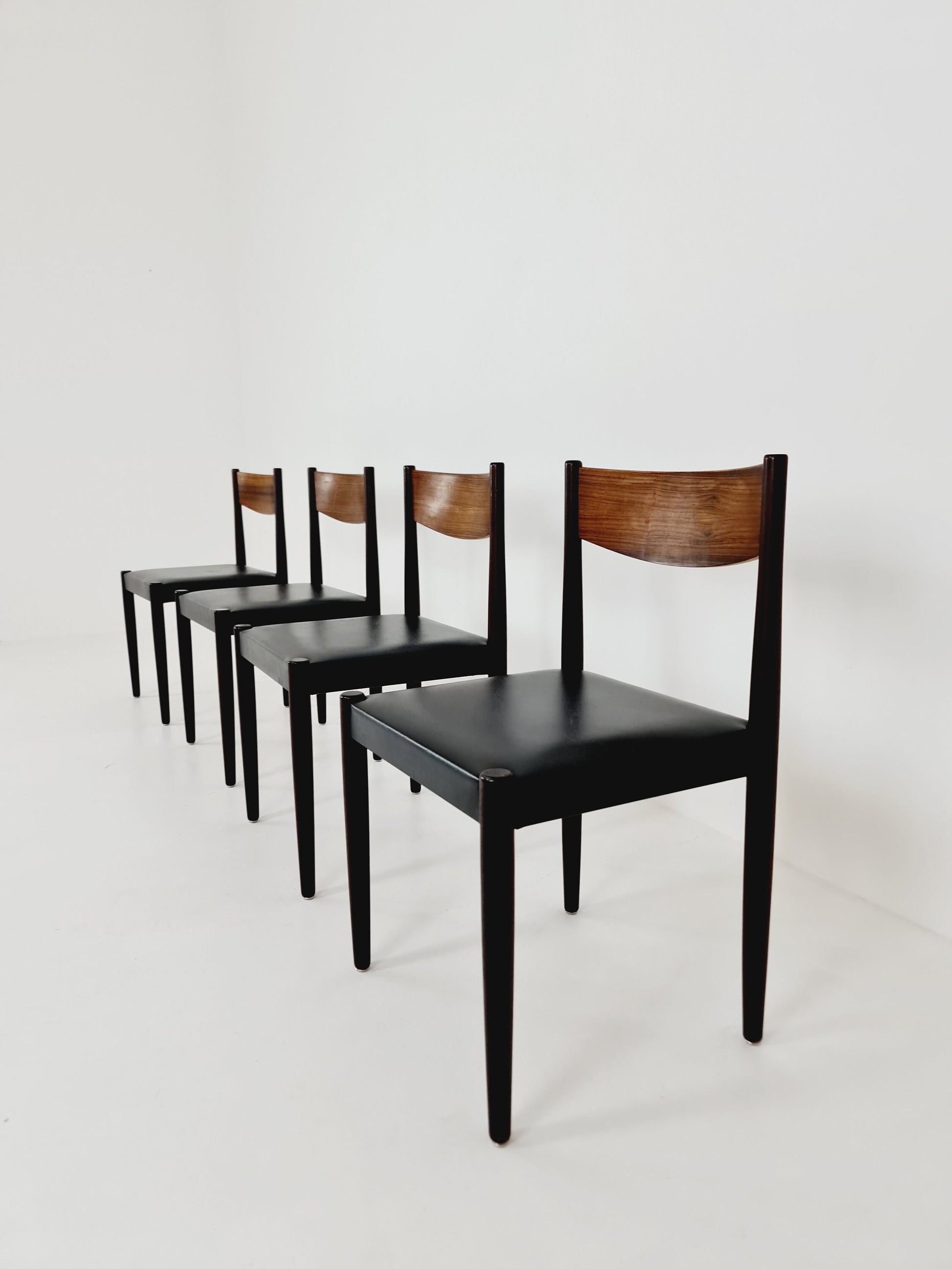 Danish Modern rosewood Chairs Design by Niels Möller for Frem Rojle, 1960s, set of 4