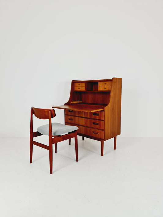 Midcentury Danish vintage teak secretary, vanity /Make up table By Arne Wahl Iversen, 1960s