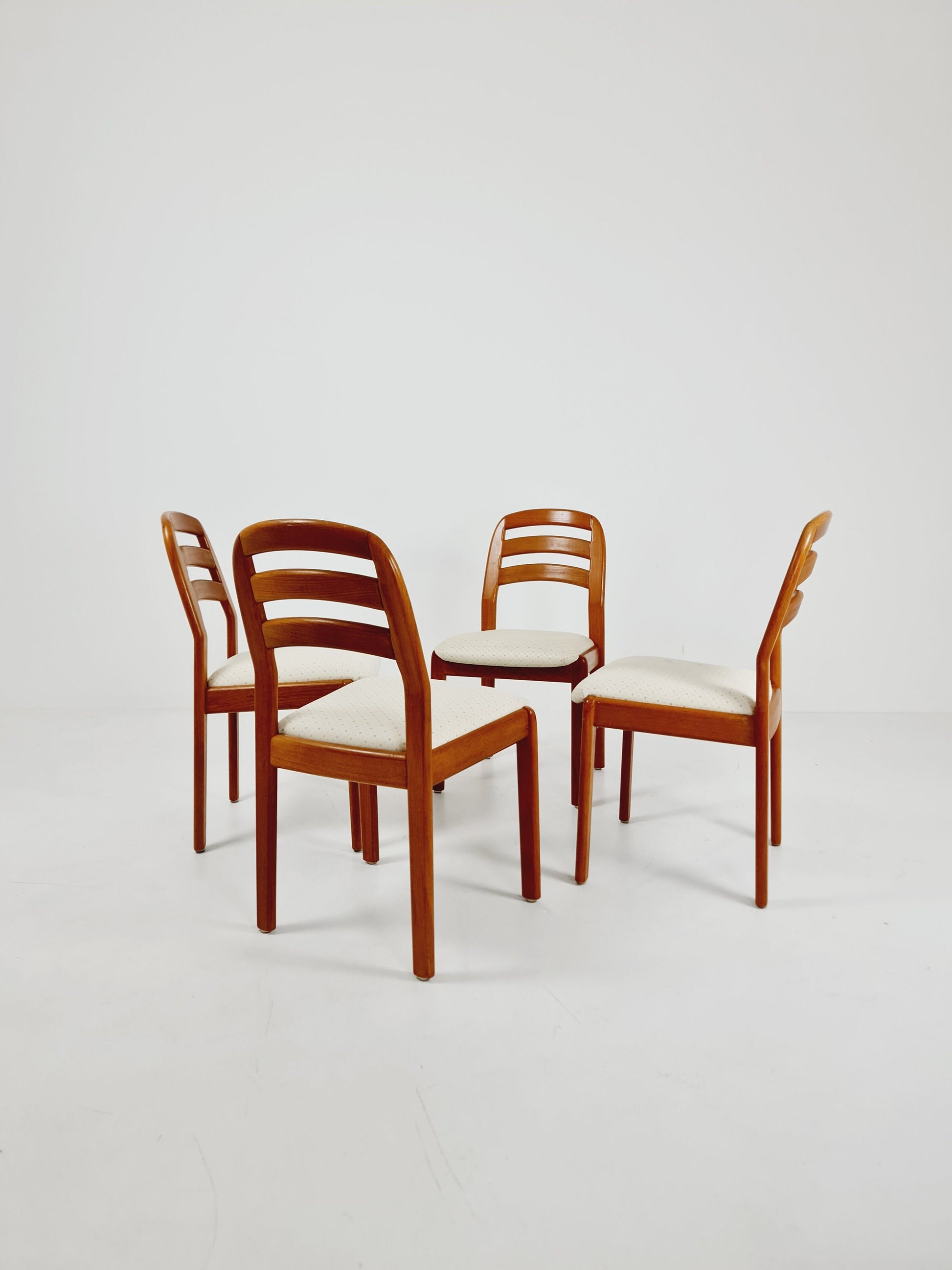 Mid Century Danish solid teak dining Chairs by Dyrlund, 1960s