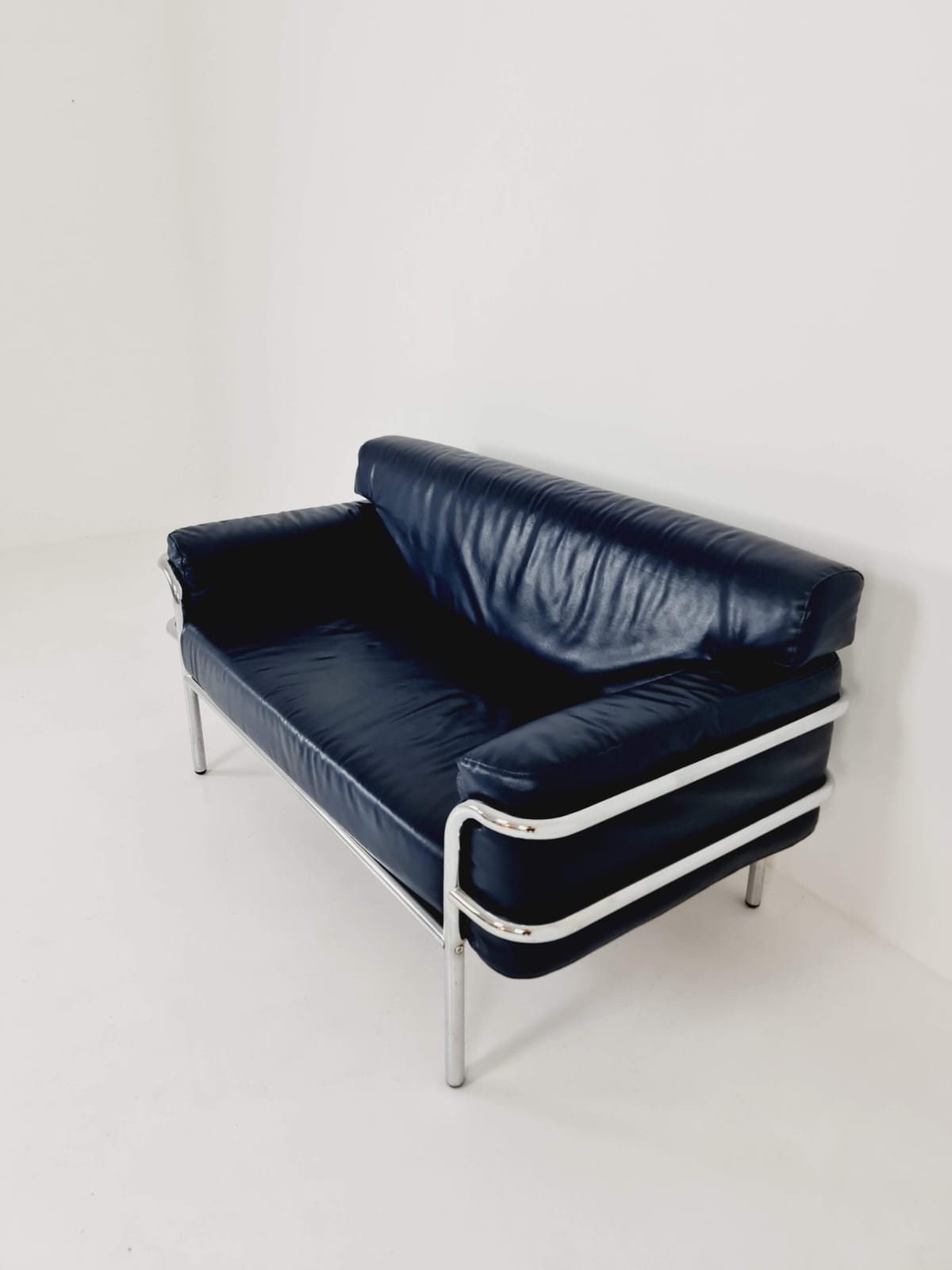 Mid century leather Bauhaus -Style of Cassia LC3 style sofa , 1980s