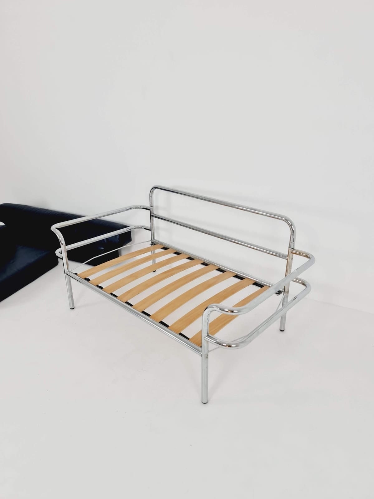 Mid century leather Bauhaus -Style of Cassia LC3 style sofa , 1980s