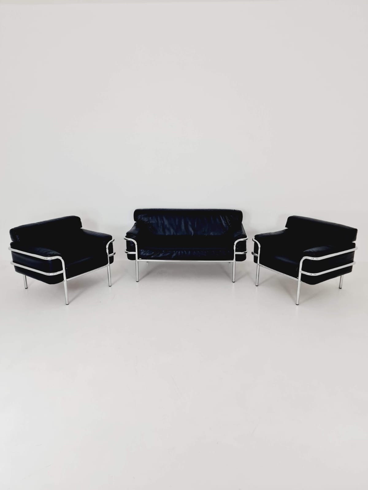 Bauhaus -Style of Cassia LC2 style, 1980s set sofas.