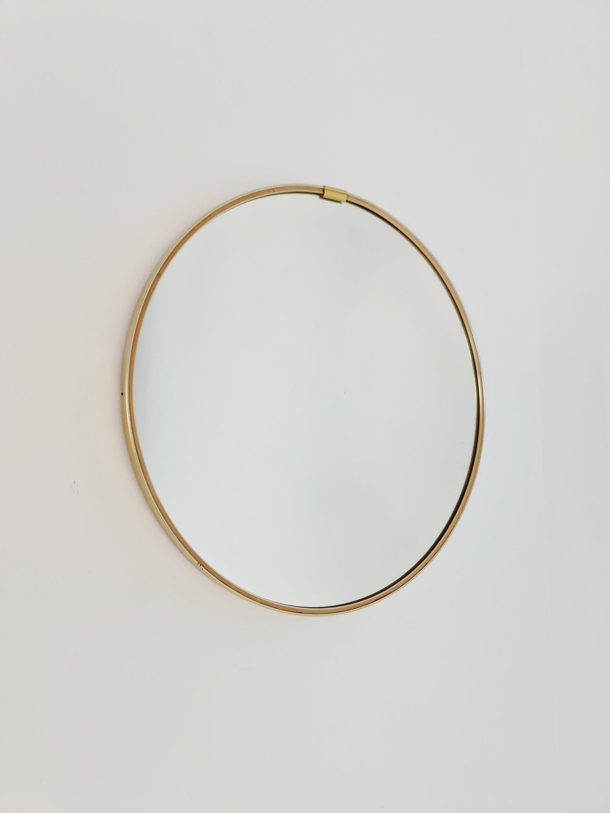Mid Century round Brass mirror from the 60s