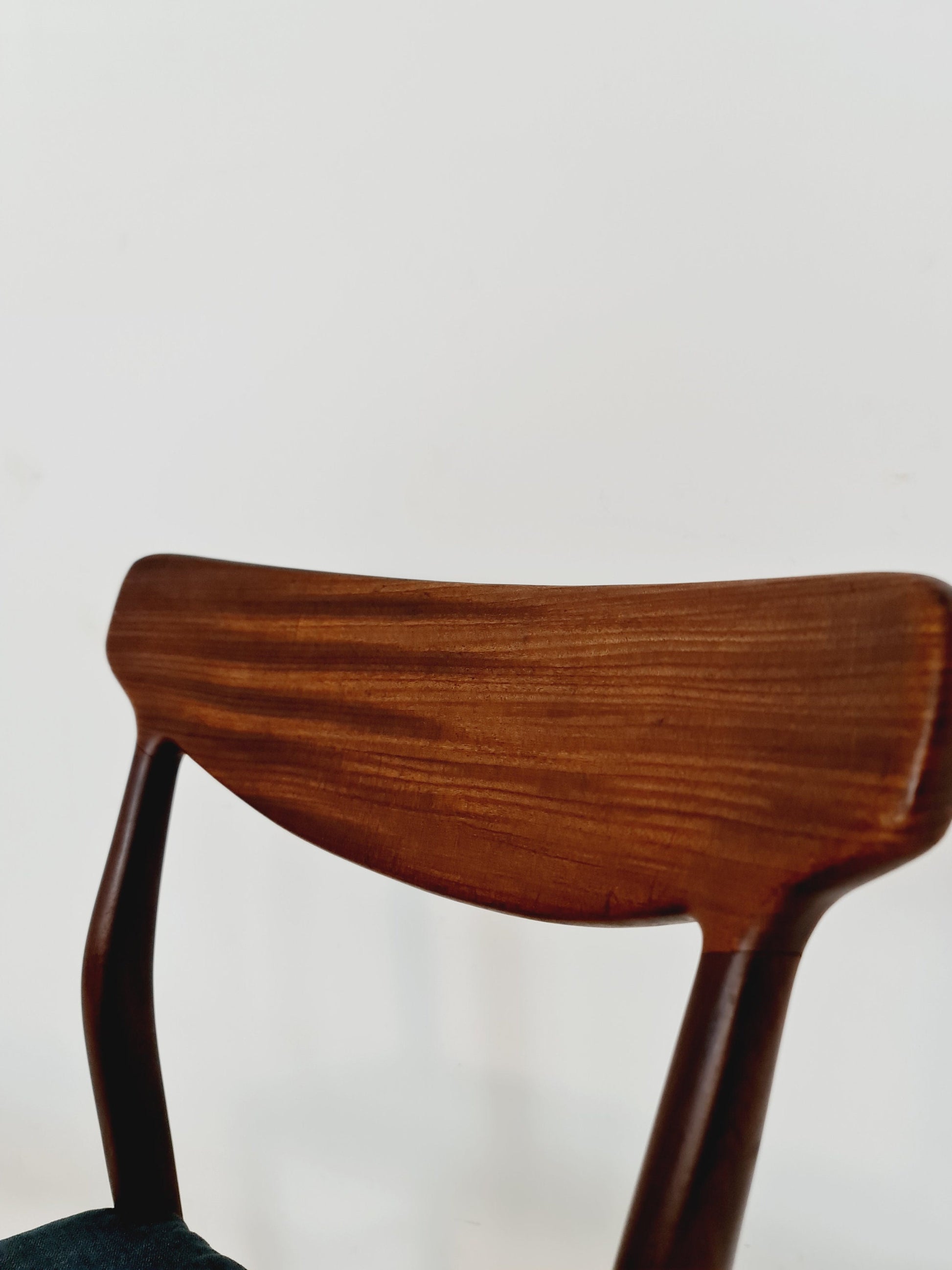 Mid-Century Teak Chair by Knud Faerch for Slagelse Møbelverk, 1960s Set of 2