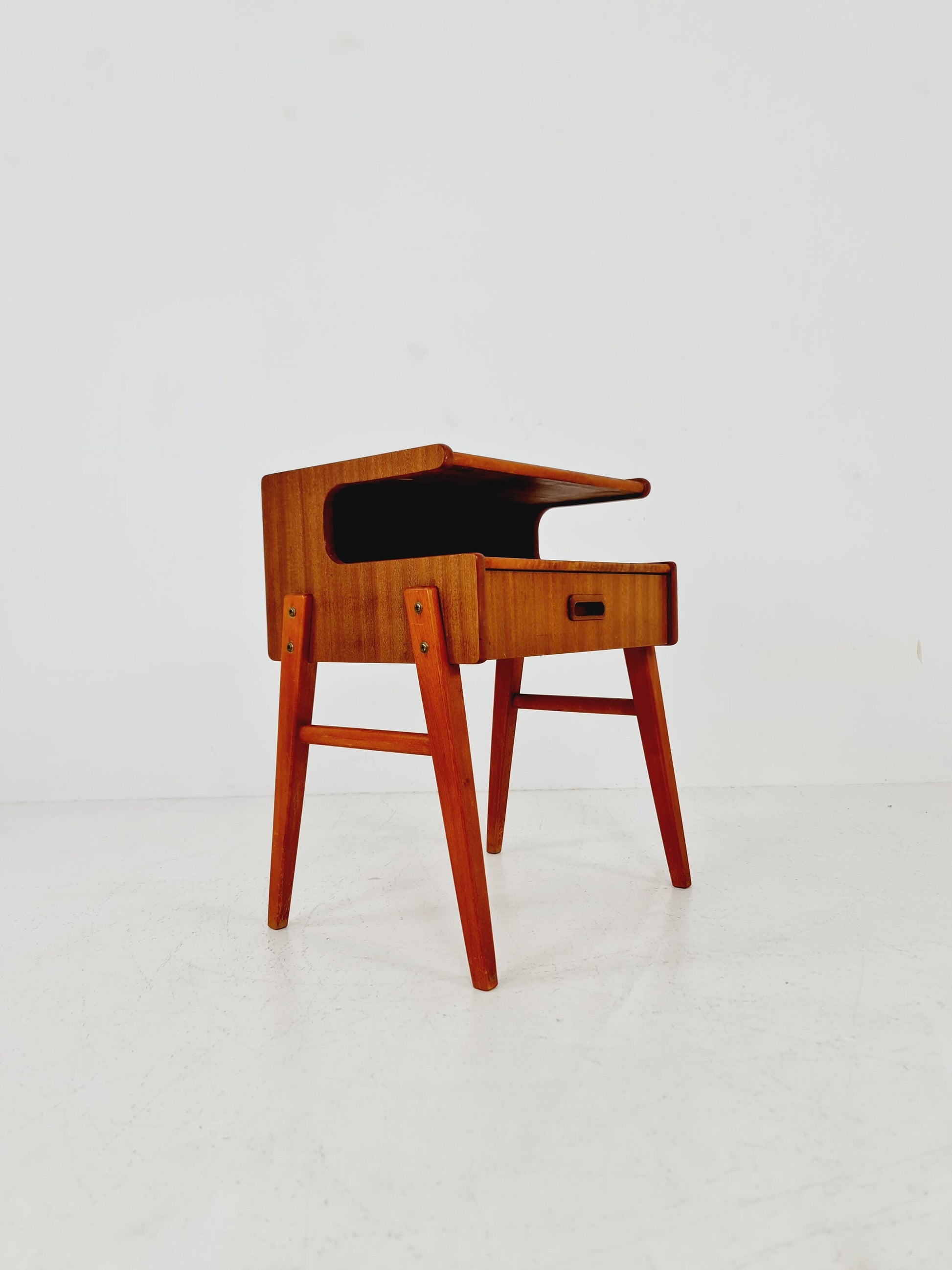 Midcentury Danish Mahogany Vintage Side table/ Bedside table/ Night stand, 1960s