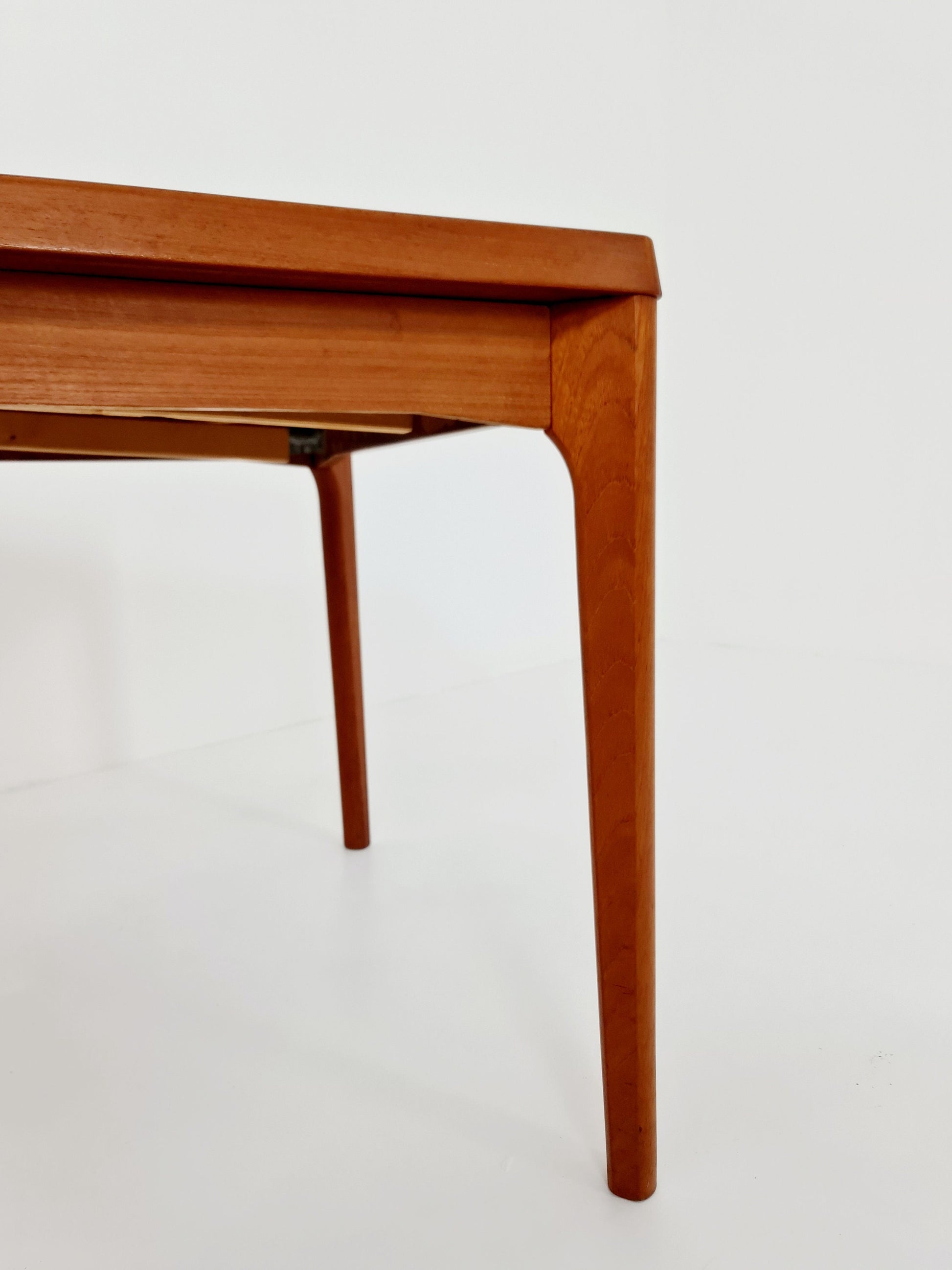 Danish Henning Kjaernulf rectangular teak table with two extension leaves, Denmark 1960s